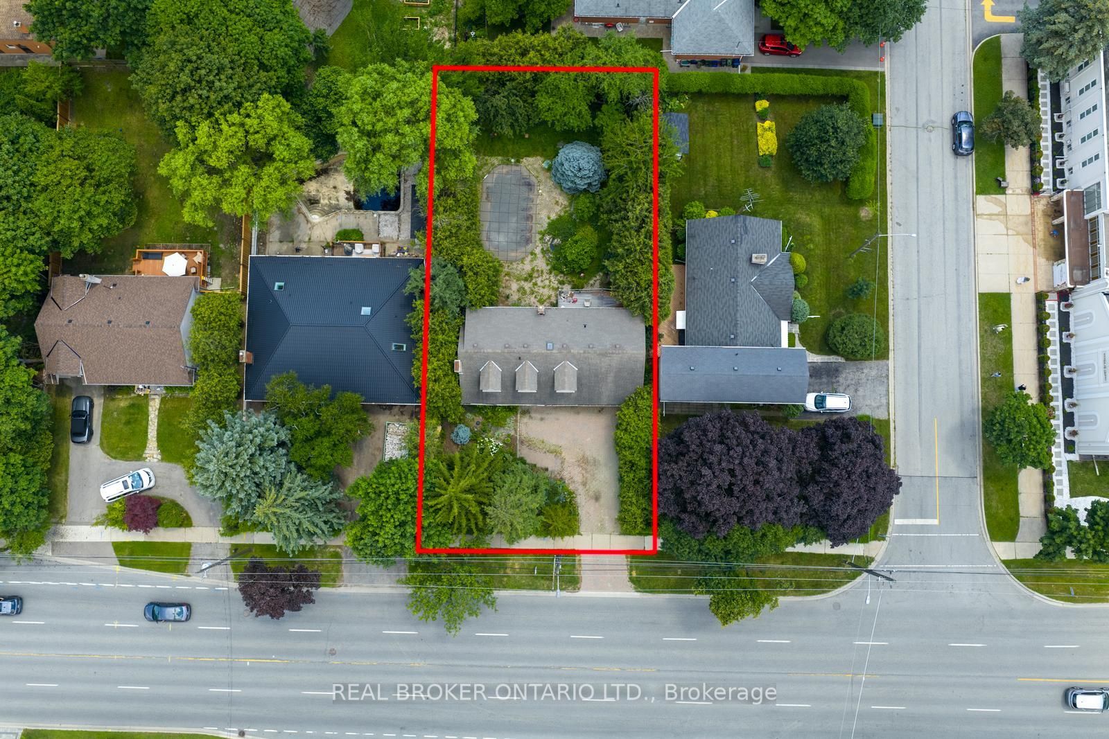 302 Burnhamthorpe Road, Toronto, ON M9B 1Z8 photo 3