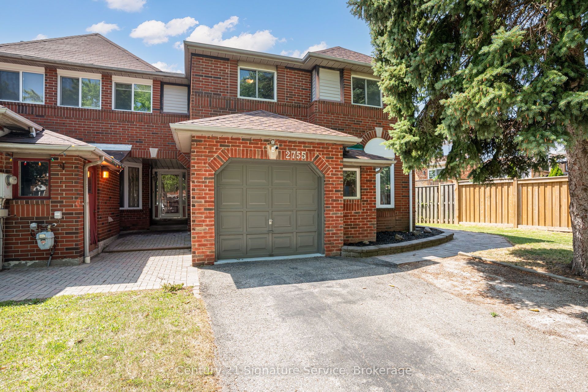 2755 Lindholm Crescent, Mississauga, ON L5M 4S1 photo 3
