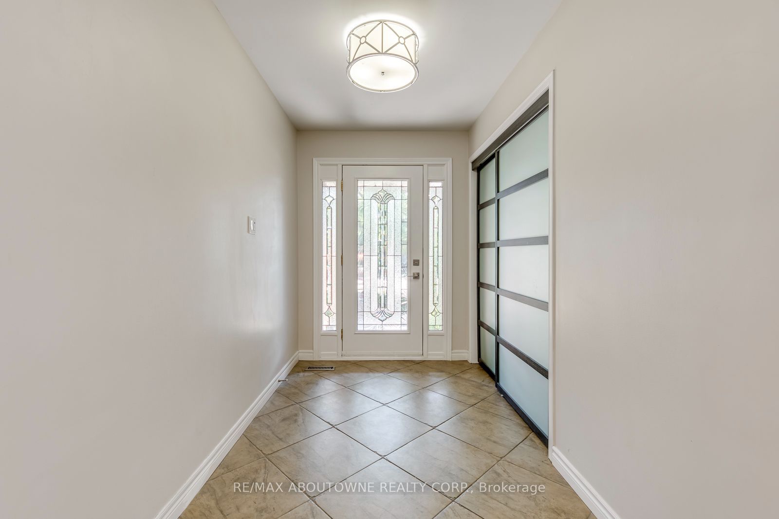 1124 Notley Crescent, Oakville, ON L6M 1H4 photo 4