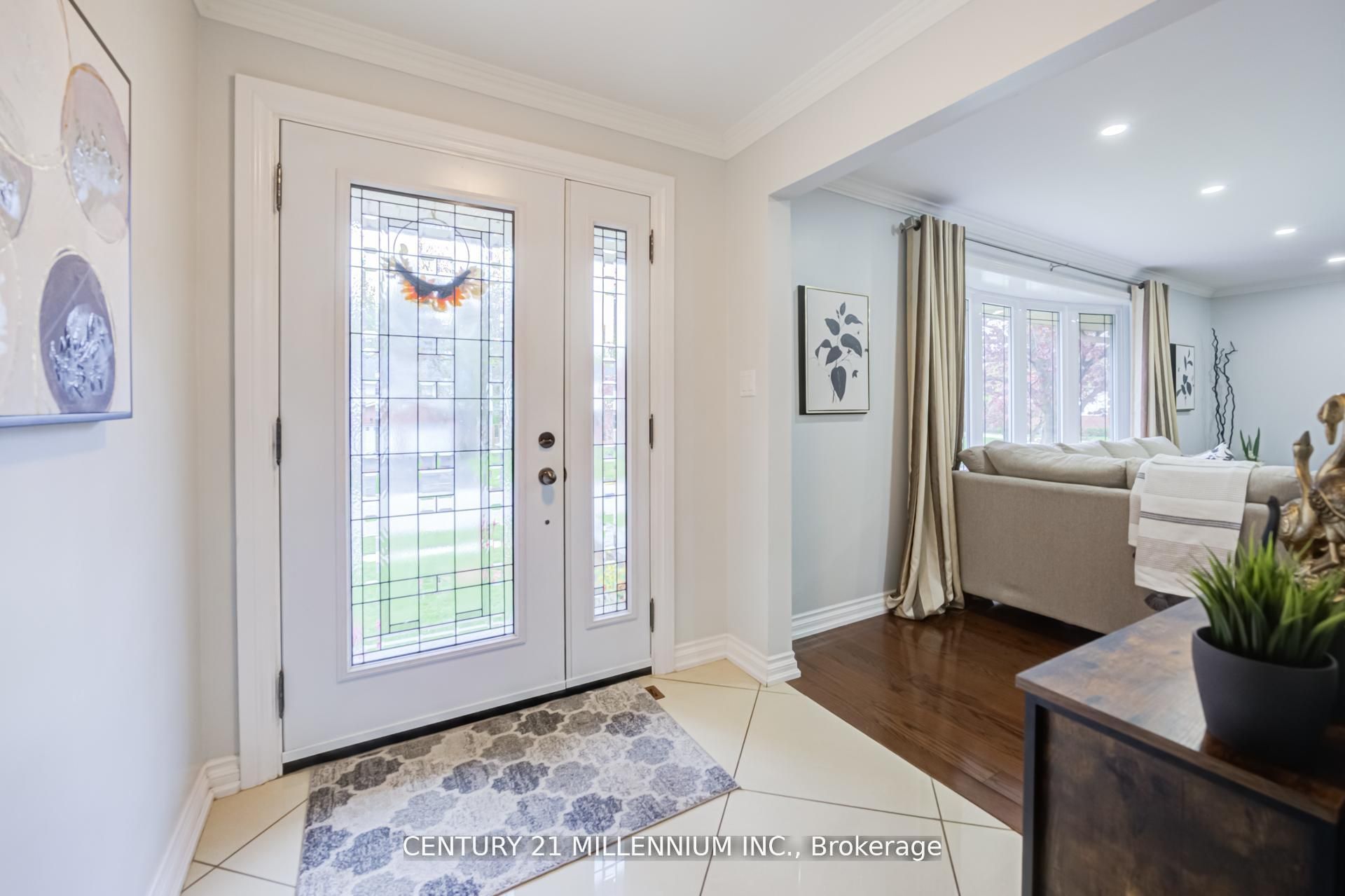 18 Ridgehill Drive, Brampton, ON L6Y 2C4 photo 4