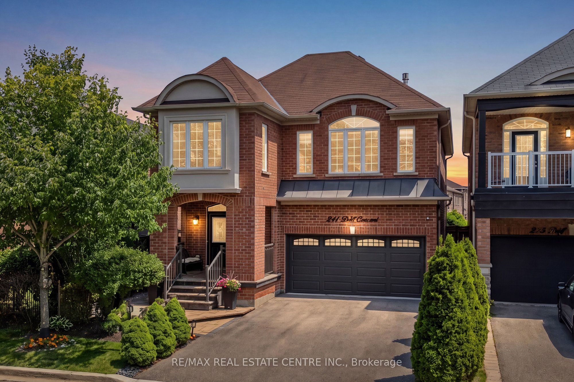 241 Duff Crescent, Milton, ON L9T 0W7