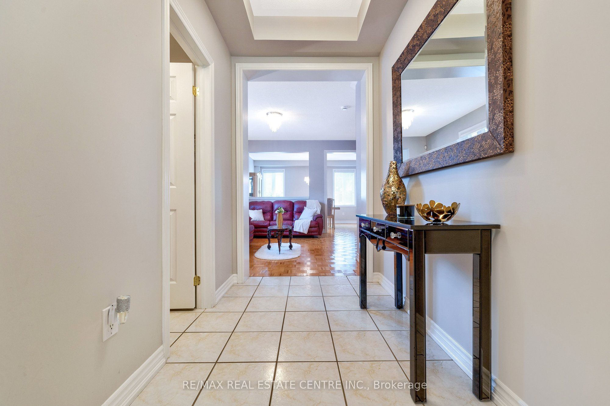241 Duff Crescent, Milton, ON L9T 0W7 photo 5