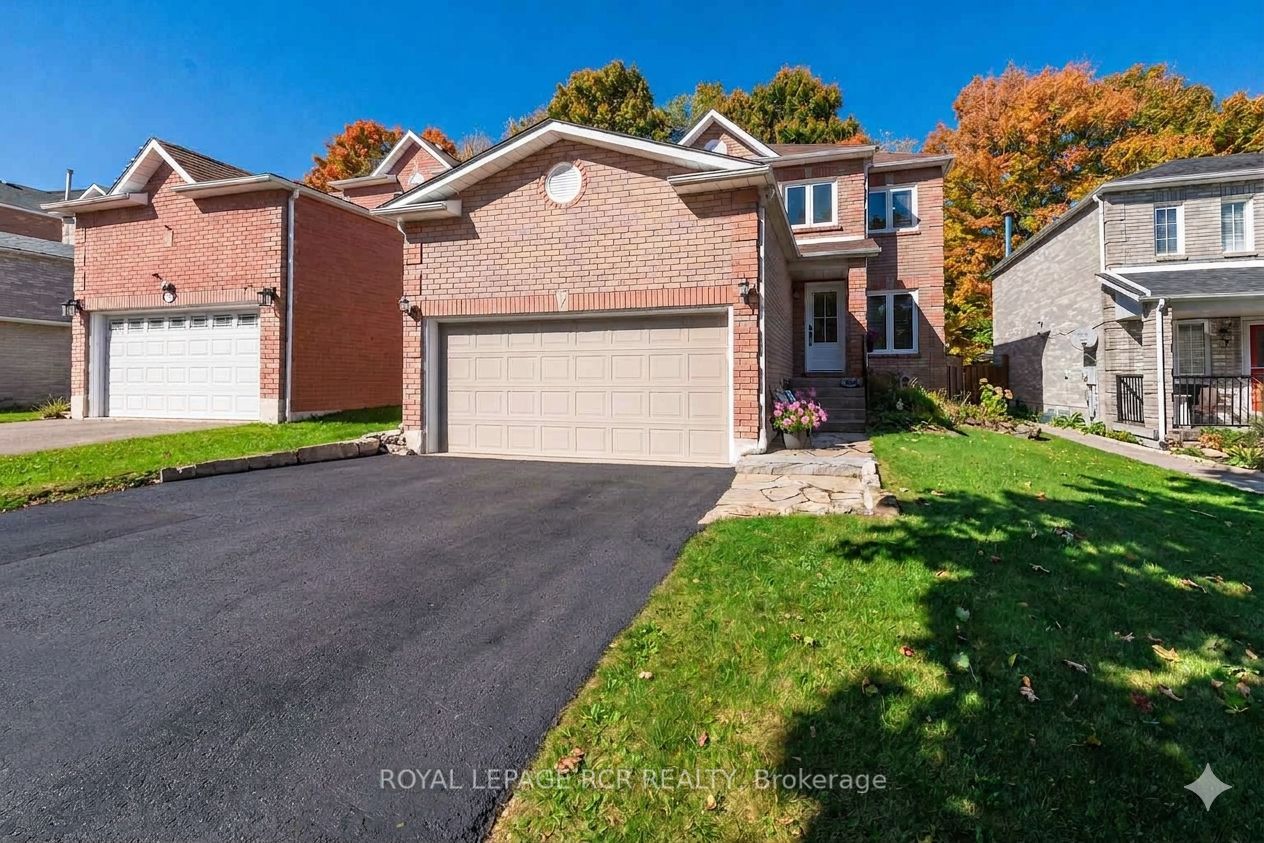 194 Lisa Marie Drive, Orangeville, ON L9W 4P7