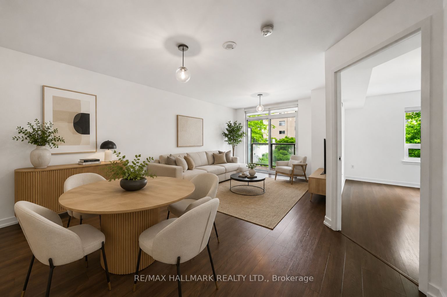 816 Lansdowne Avenue 103, Toronto, ON M6H 4K6 photo 3