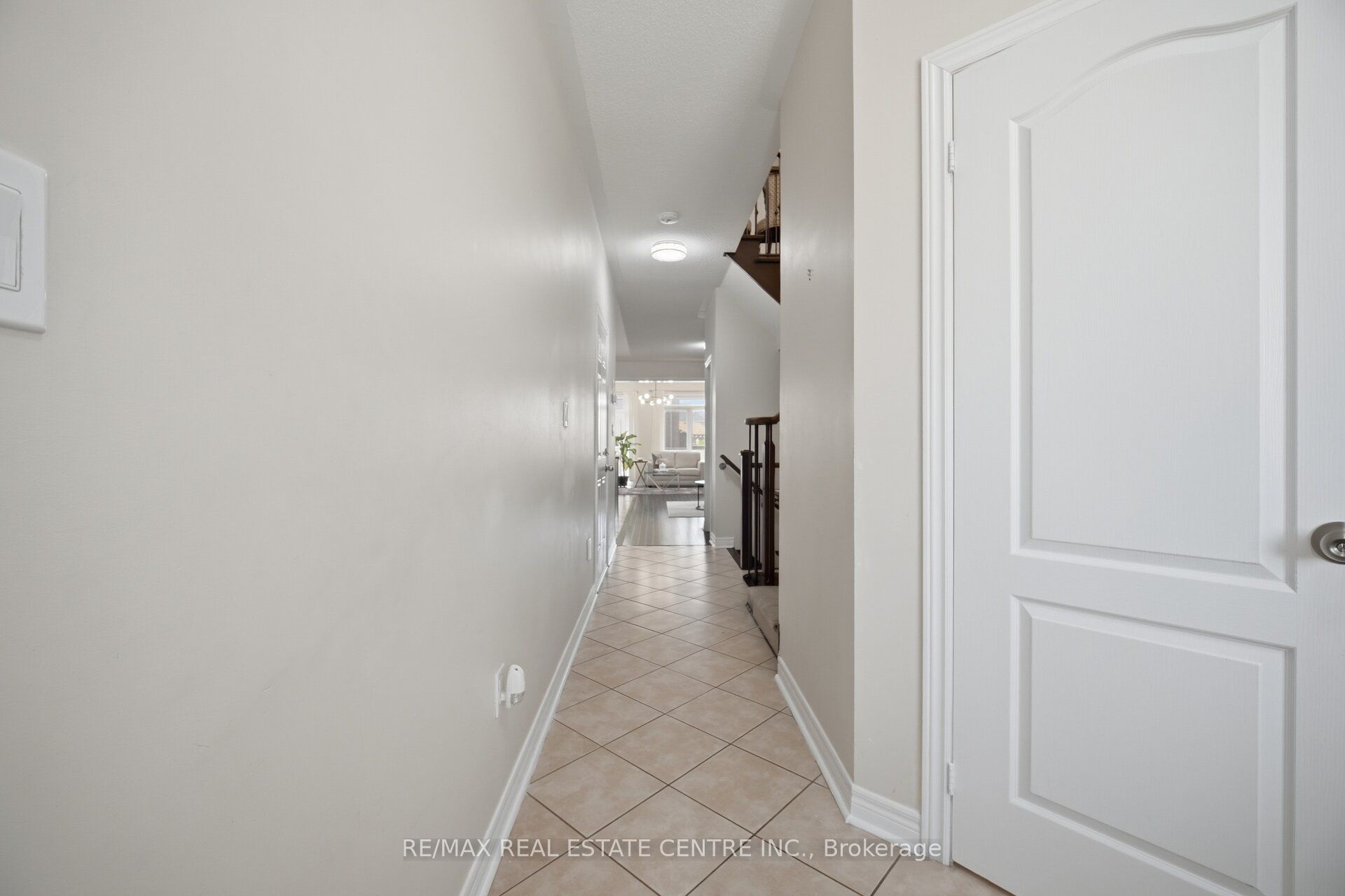 41 Lorenzo Circle, Brampton, ON L6R 3N4 photo 5