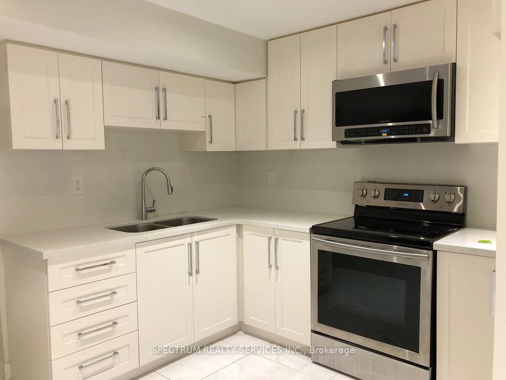 498 Wettlaufer Terrace, Milton, ON L9T 8K9 photo 3