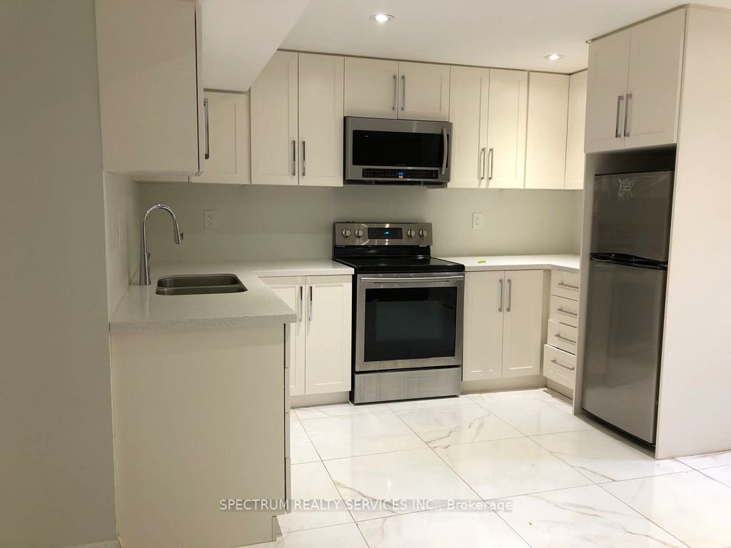 498 Wettlaufer Terrace, Milton, ON L9T 8K9 photo 5