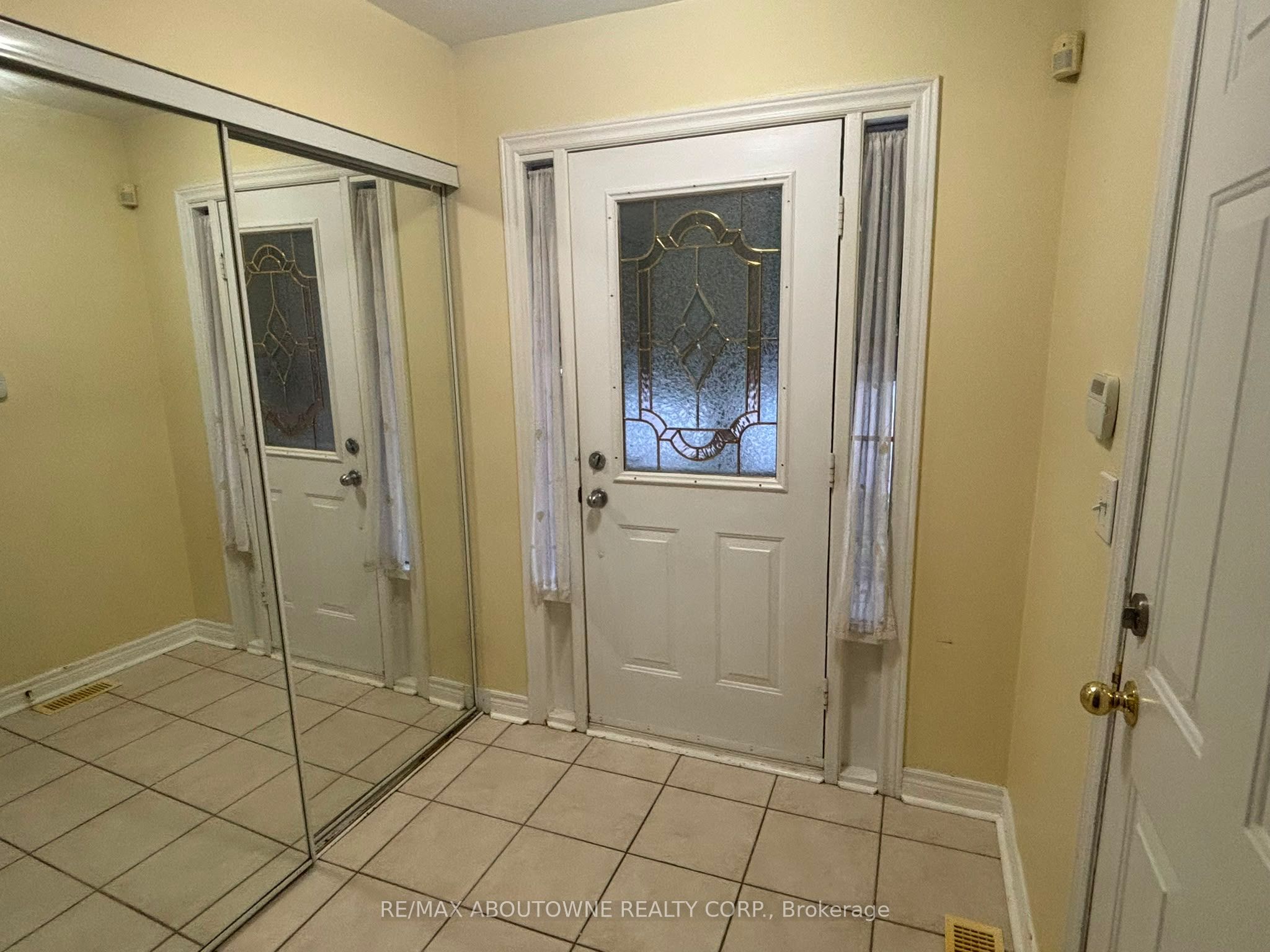 2871 Darien Road 17, Burlington, ON L7M 4R6 photo 2