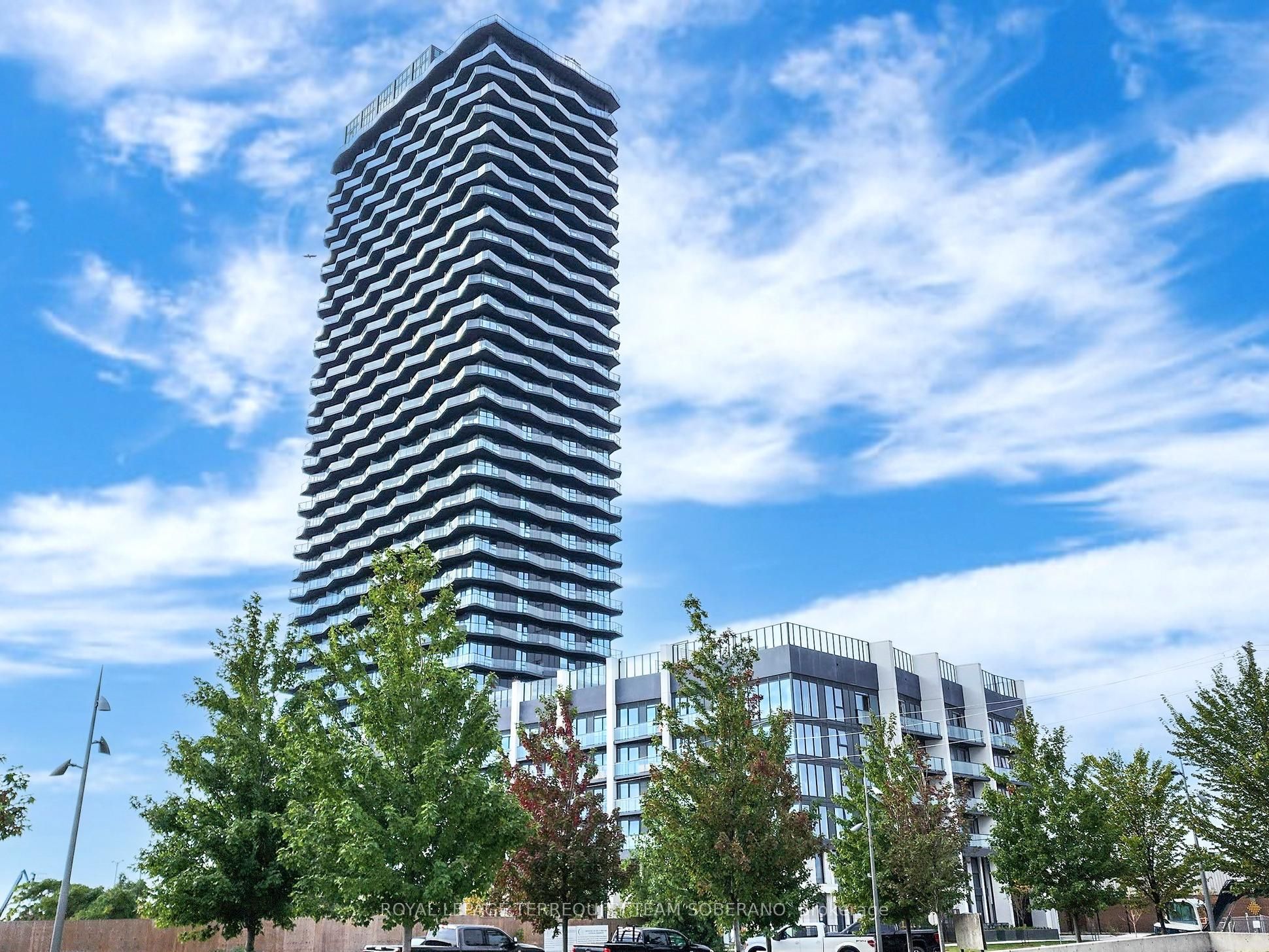 36 Zorra Street 2801, Toronto, ON M8Z 0G5 photo 2