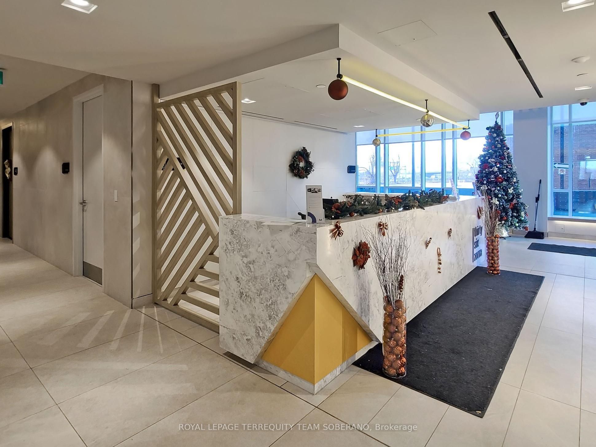 36 Zorra Street 2801, Toronto, ON M8Z 0G5 photo 4