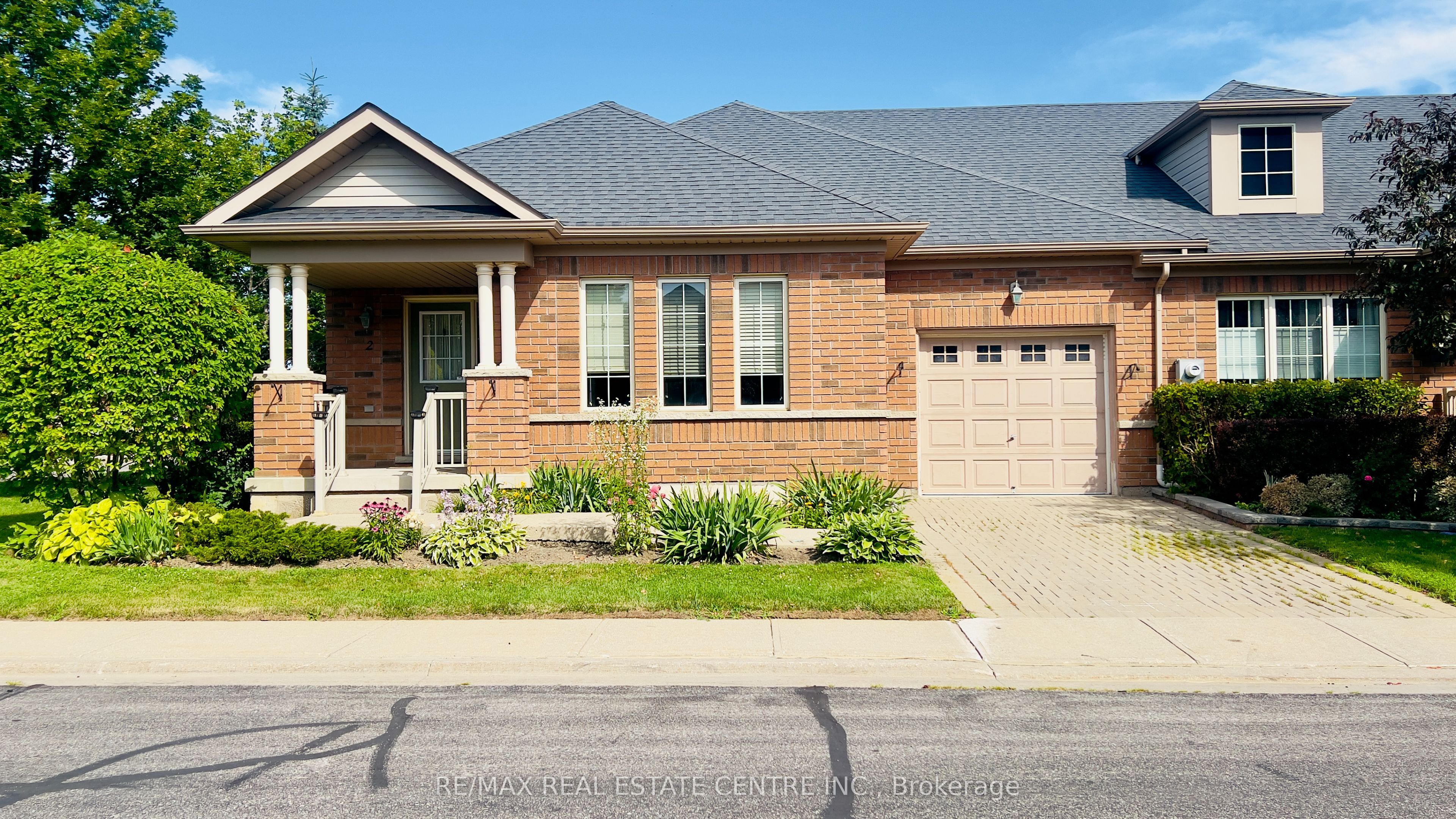 2 Alisma Trail, Brampton, ON L6R 0Y8 photo 2