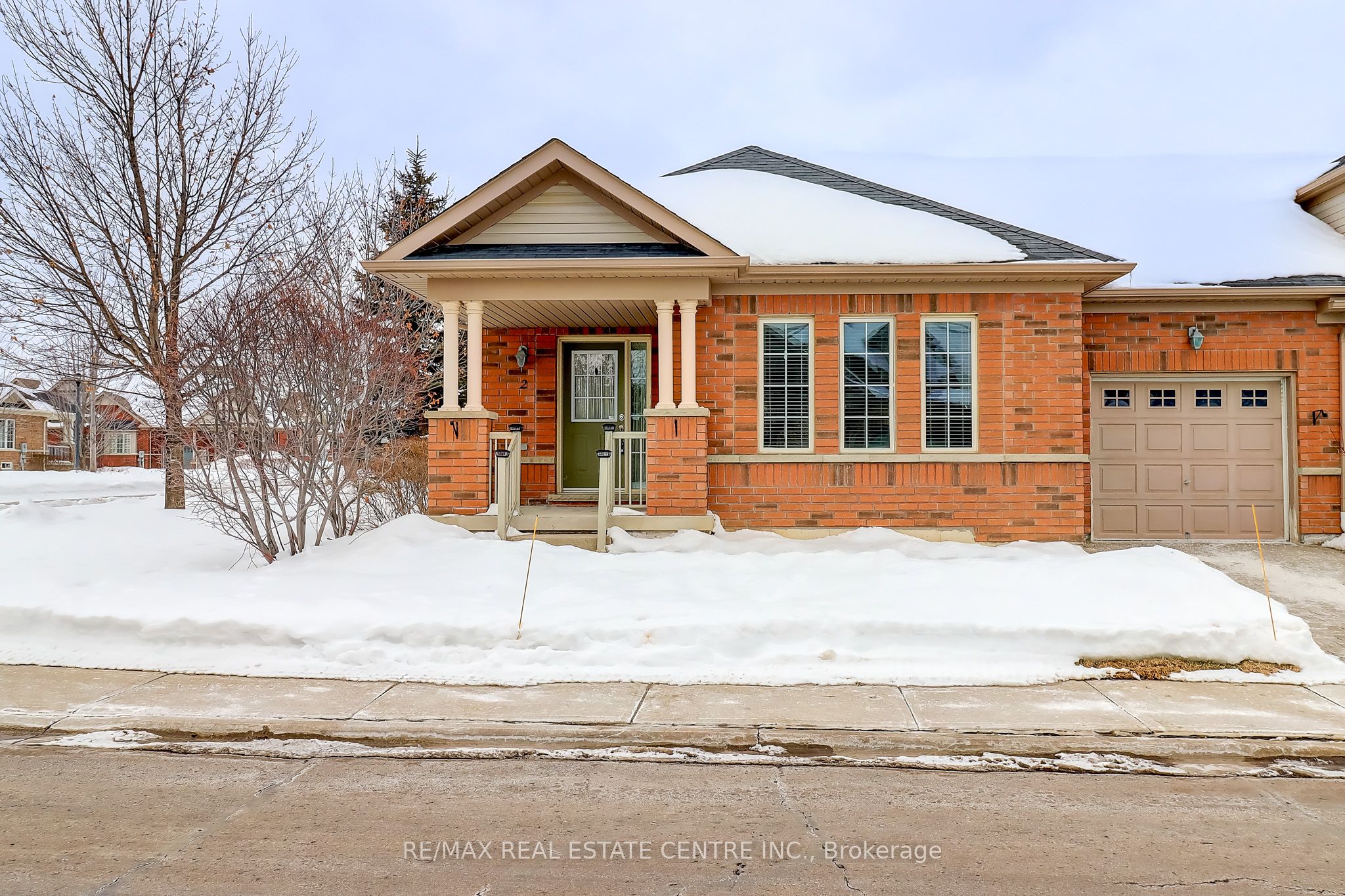 2 Alisma Trail, Brampton, ON L6R 0Y8 photo 4