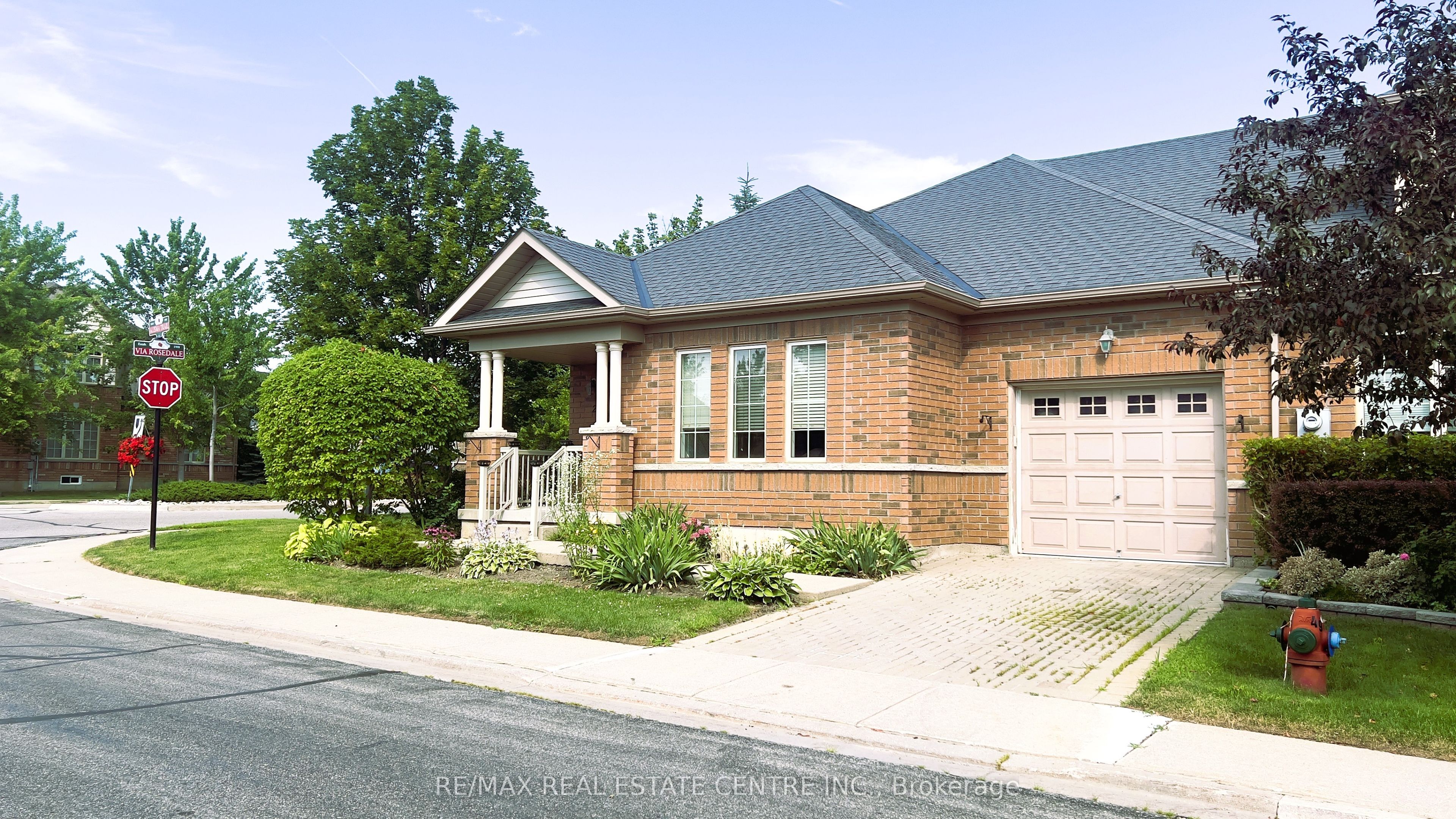 2 Alisma Trail, Brampton, ON L6R 0Y8 photo 5