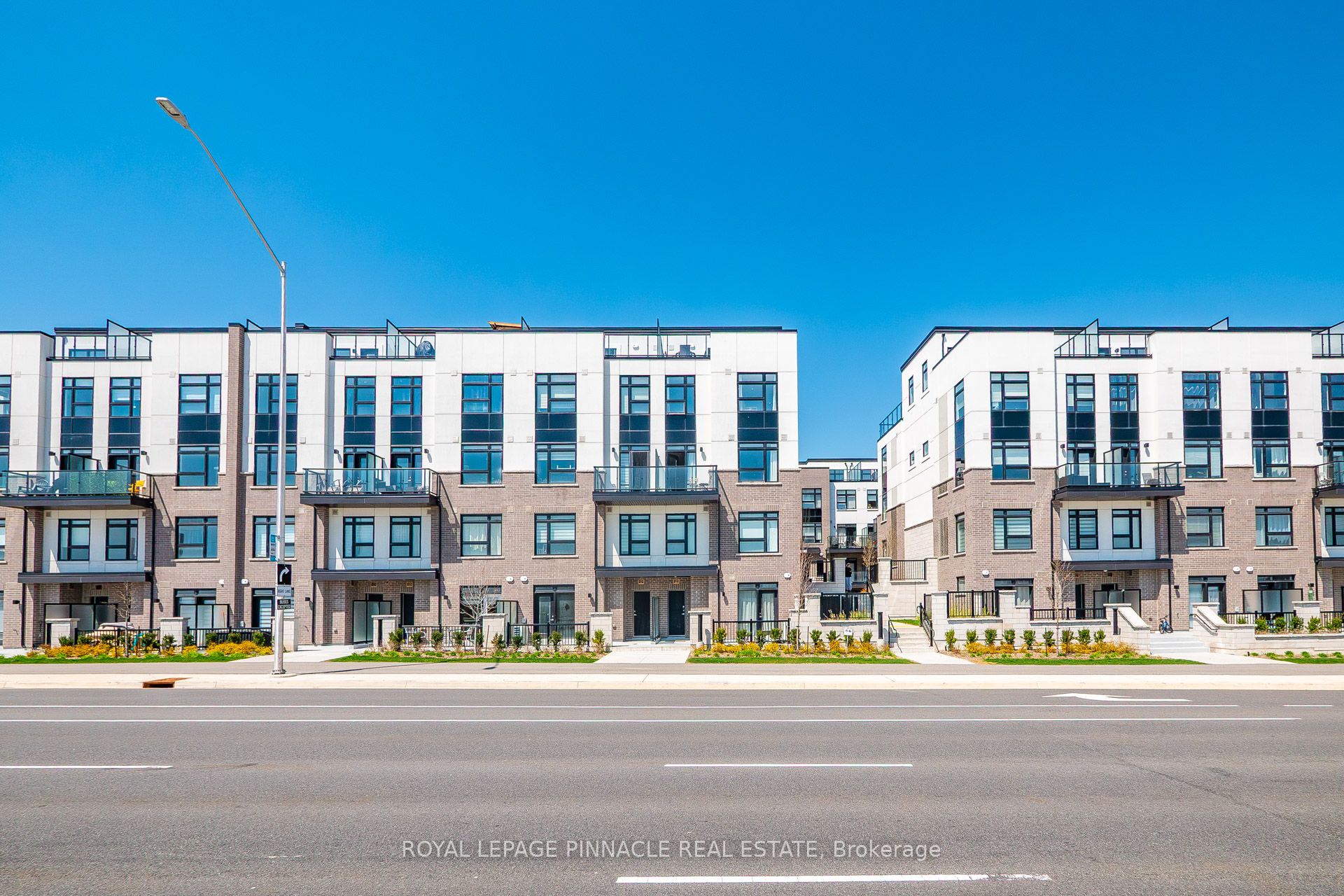 1585 Rose Way 103, Milton, ON L9T 7E7 photo 2