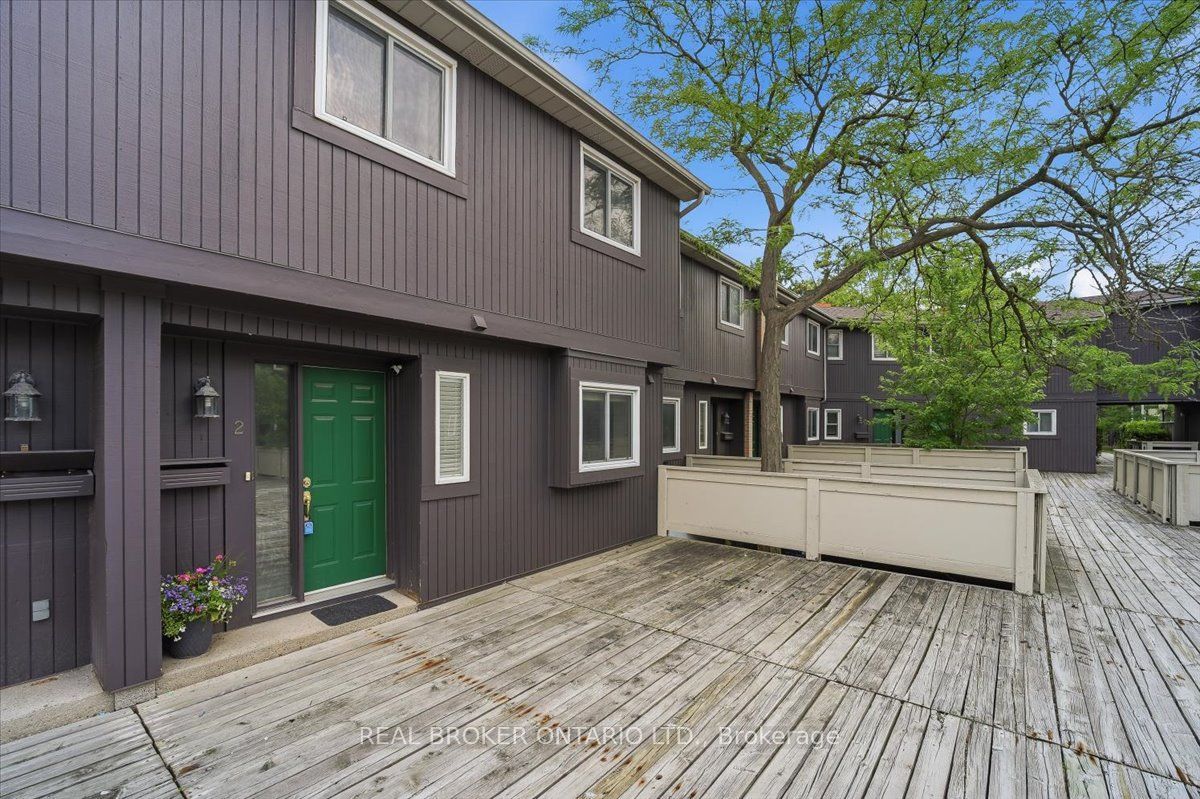 6855 Glen Erin Drive 2, Mississauga, ON L5N 1P6 photo 4