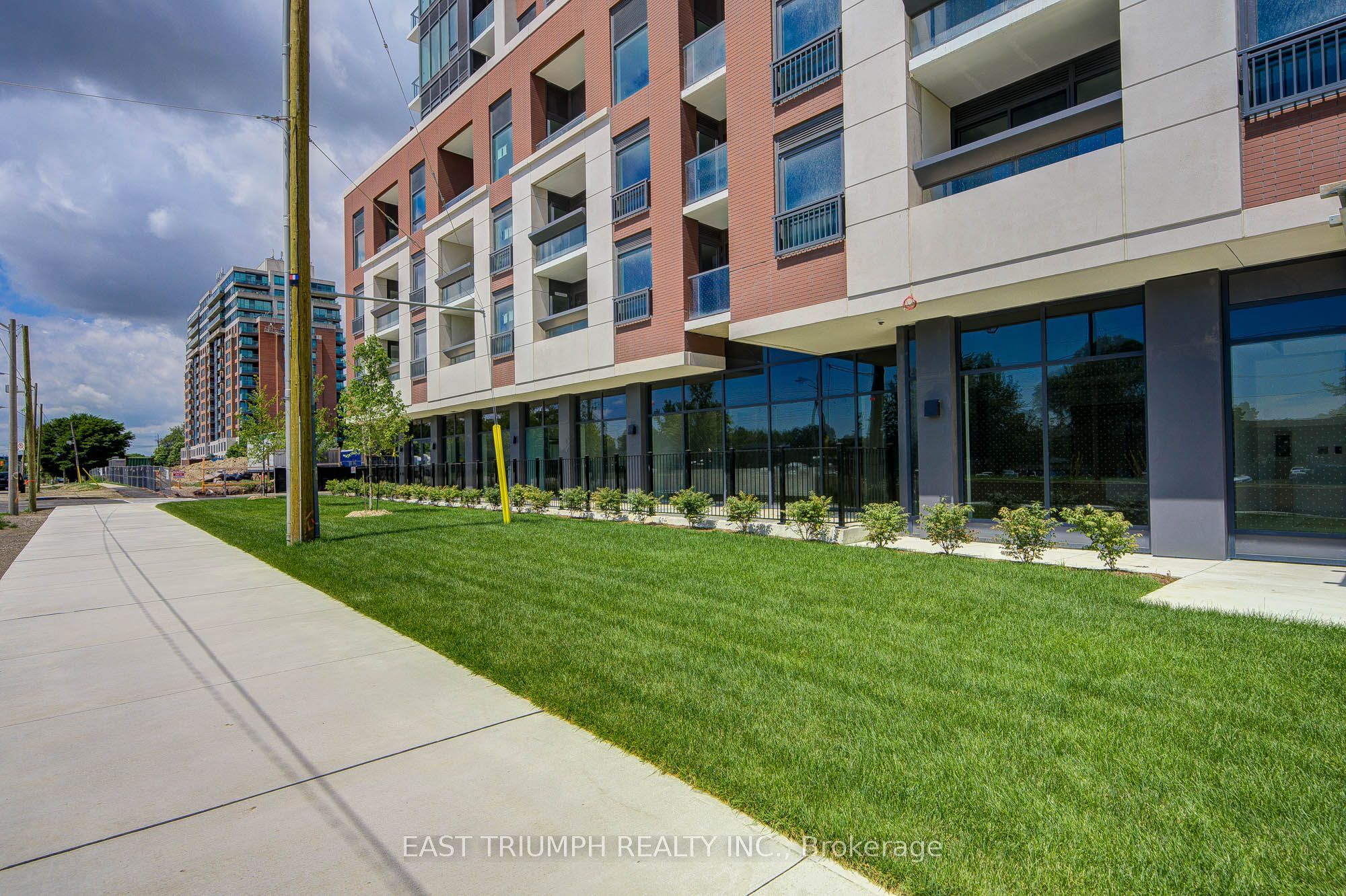 4010 Eglinton Avenue W 620, Toronto, ON M9A 4M2