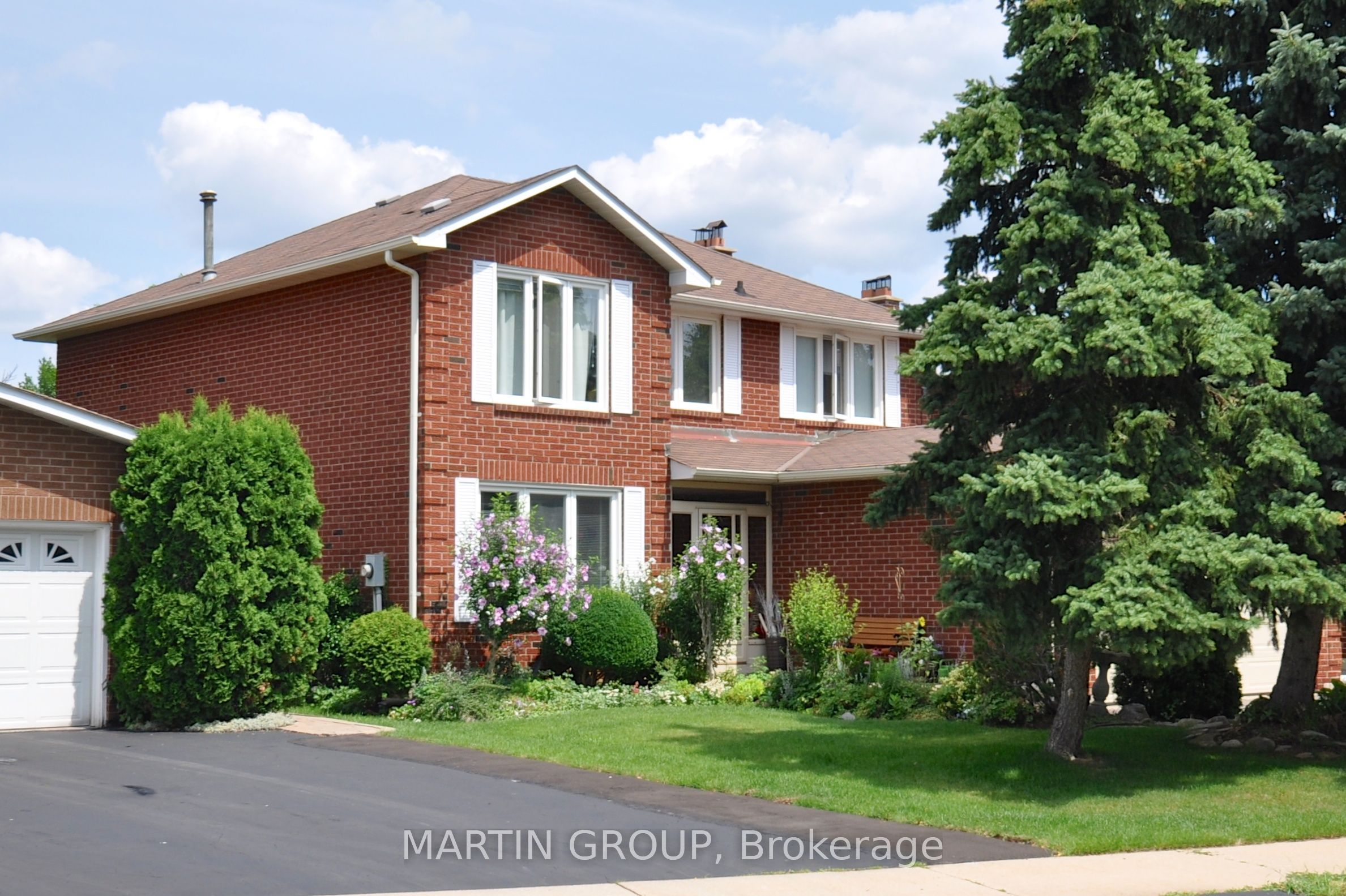 2083 Pen Street, Oakville, ON L6H 3L2 photo 3
