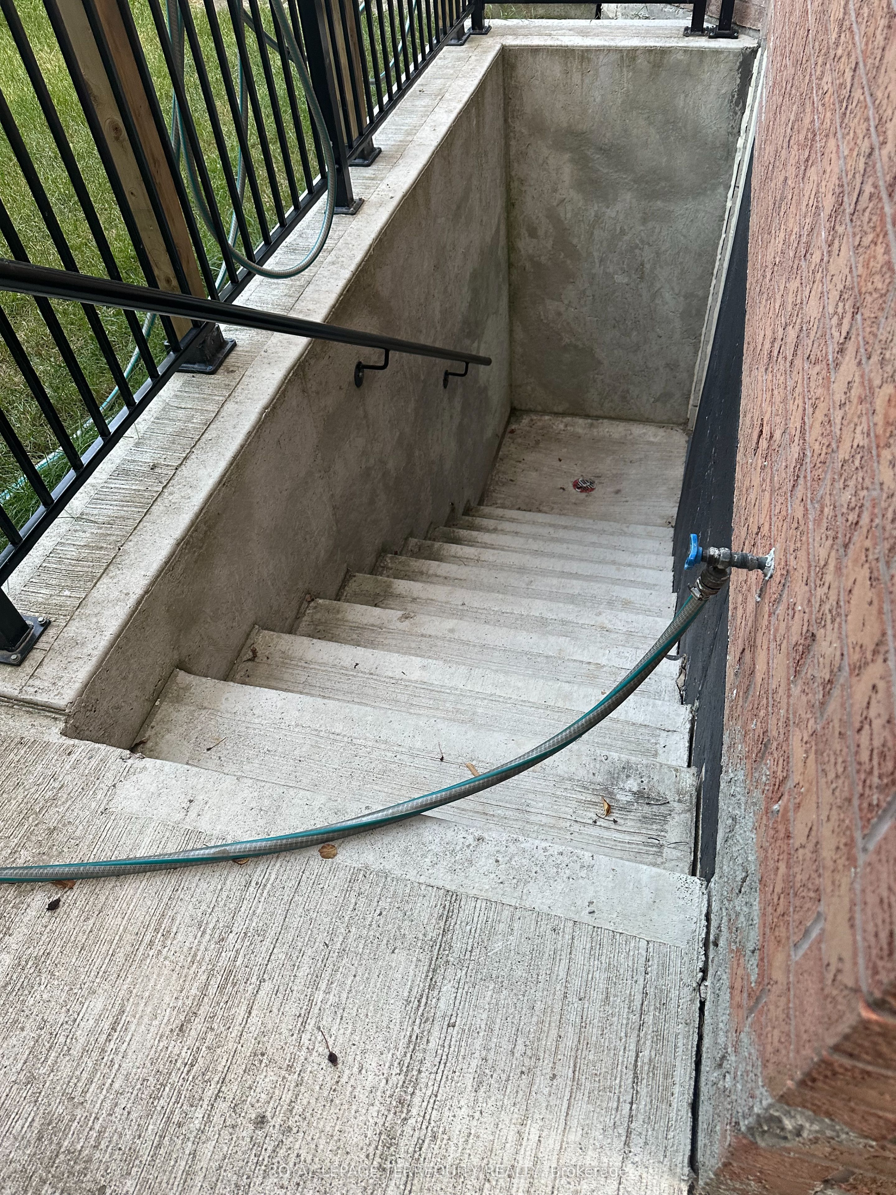 7171 Terragar Boulevard Basement, Mississauga, ON L5N 7N1 photo 3