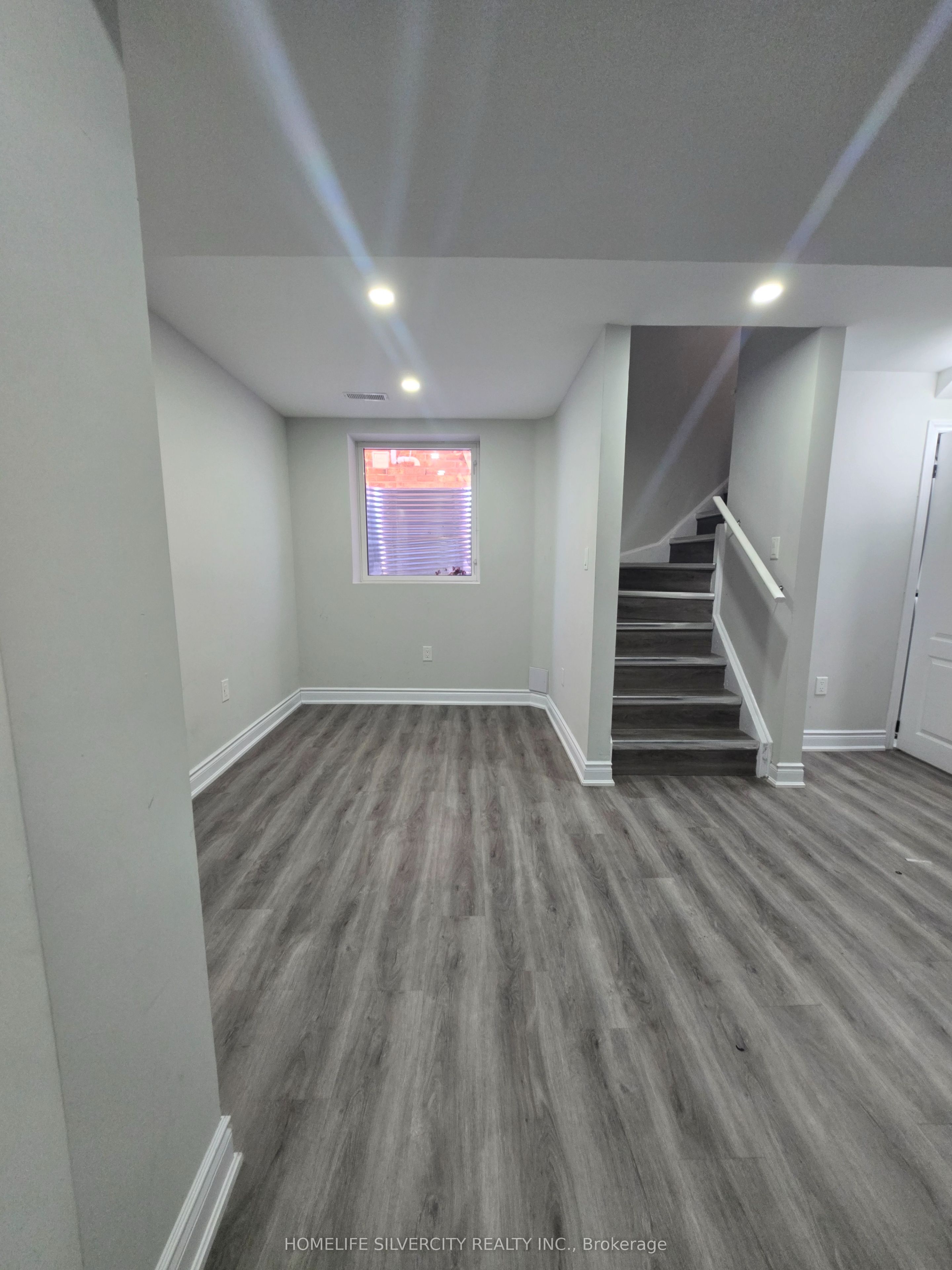 25 Benadir Avenue Bsmnt, Caledon, ON L7C 3N1 photo 4