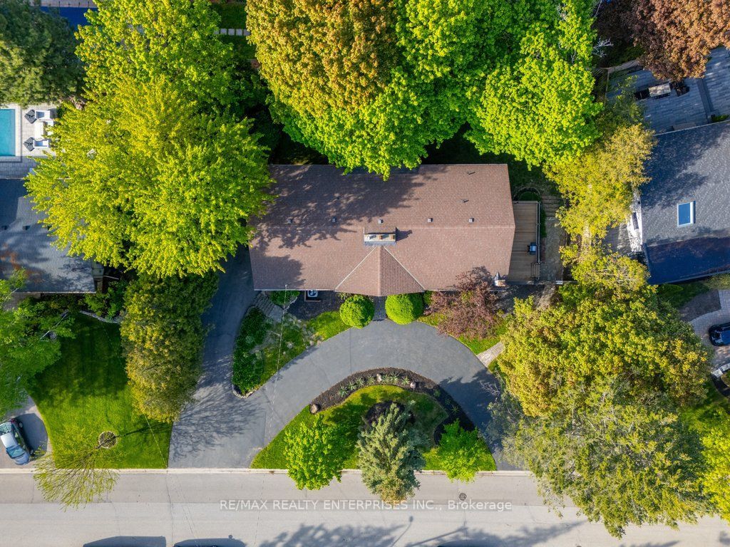 625 Sir Richards Road, Mississauga, ON L5C 1A3 photo 5
