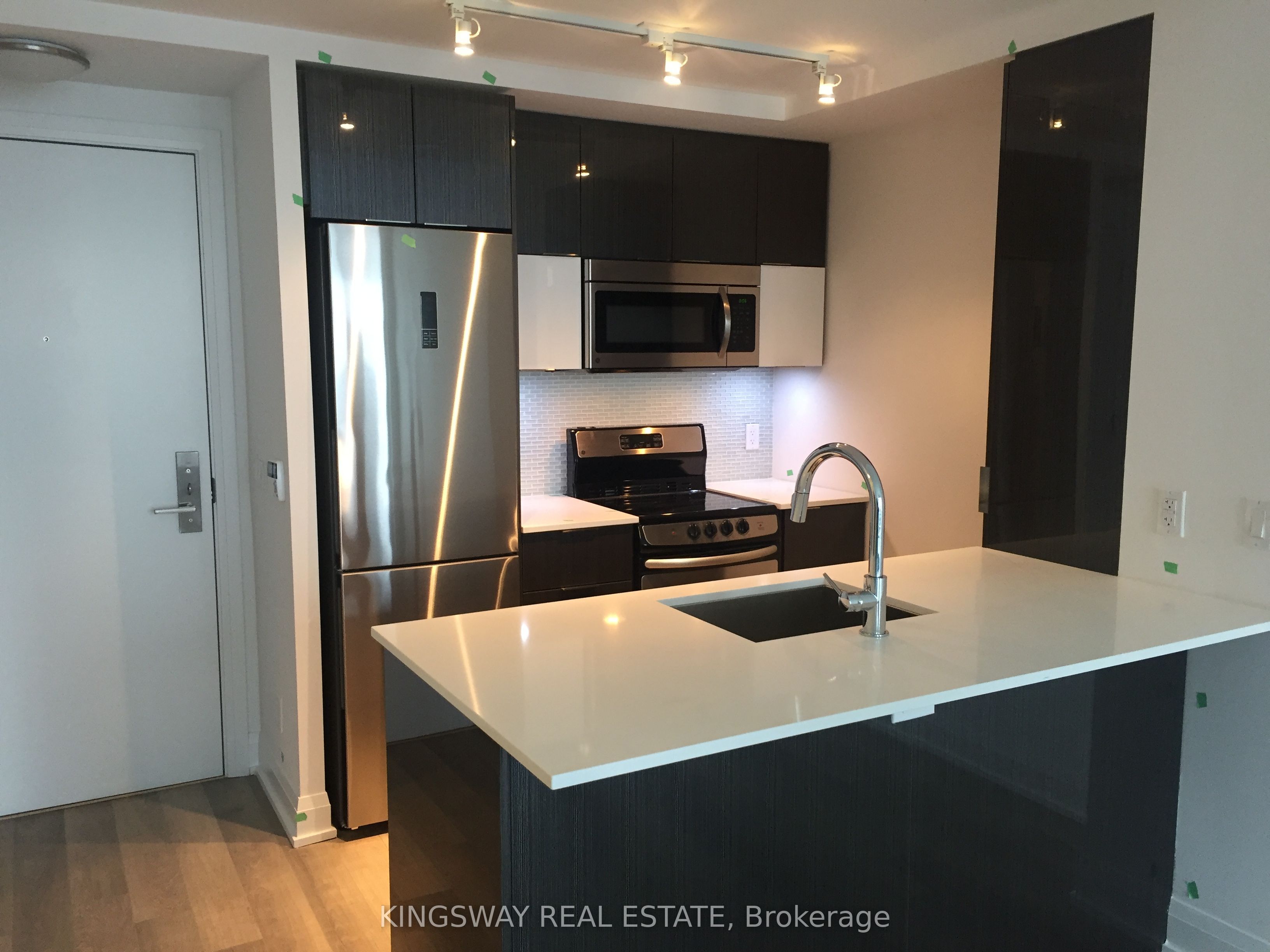 56 Annie Craig Drive 4706, Toronto, ON M8V 0C8 photo 5