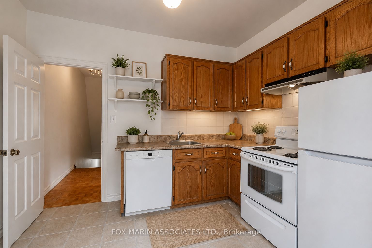 176 Macdonell Avenue Upper, Toronto, ON M6R 2A7 photo 4