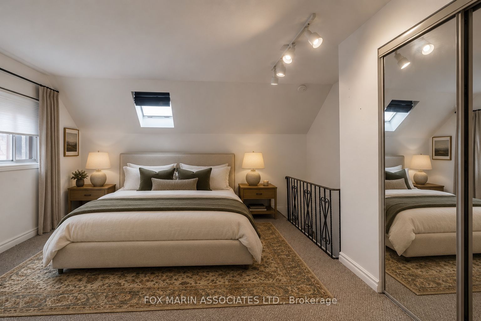 176 Macdonell Avenue Upper, Toronto, ON M6R 2A7 photo 5