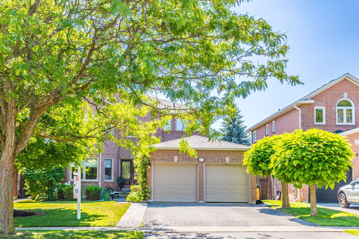 10 Split Maple Lane, Halton Hills, ON L7G 5R7 photo 4