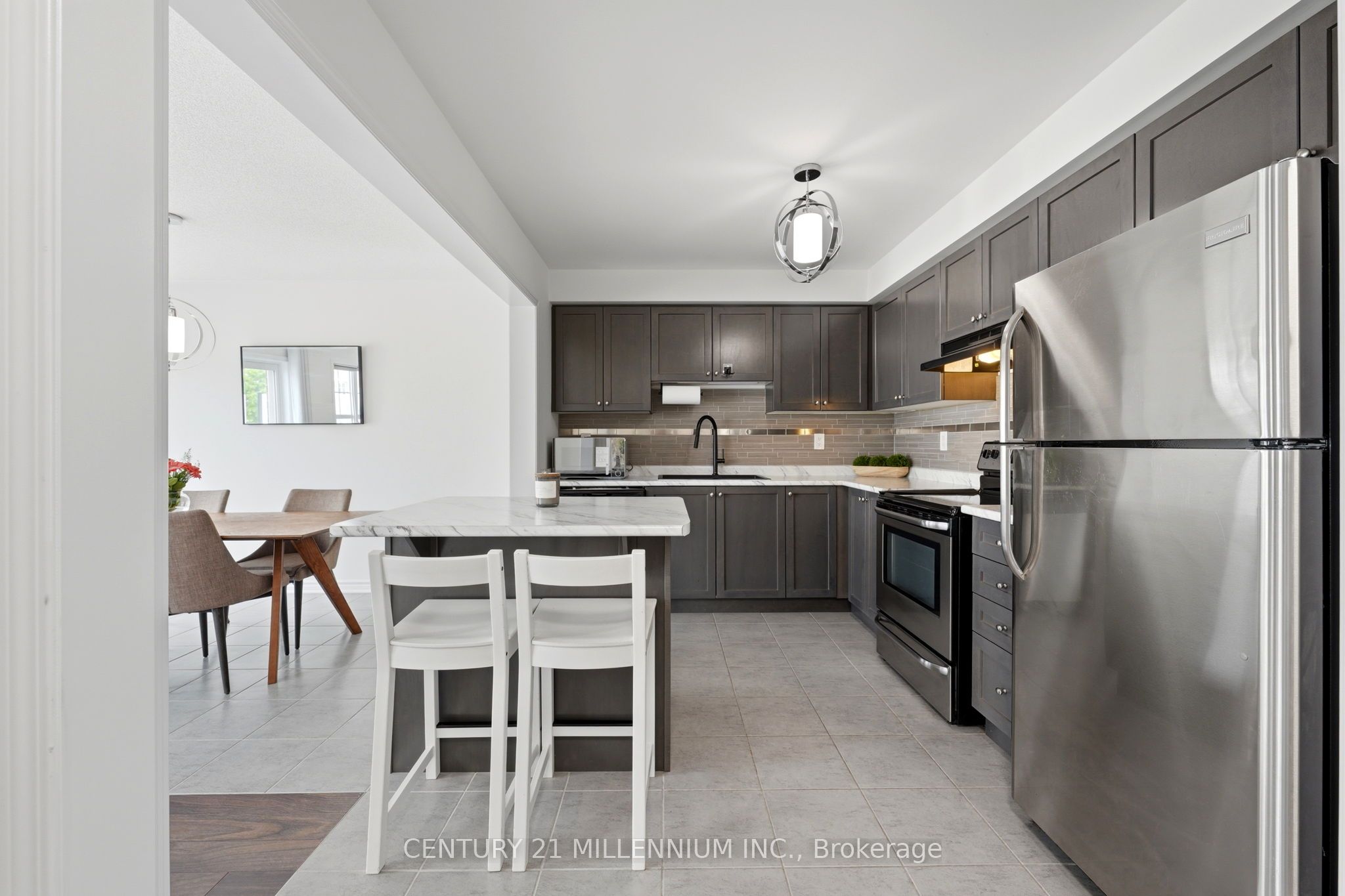 242 Remembrance Road, Brampton, ON L7A 4P4 photo 5