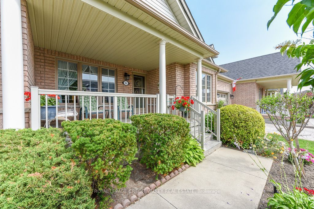 6 Ballerina Gardens, Brampton, ON L6R 3J4 photo 3