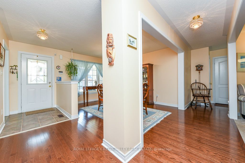 6 Ballerina Gardens, Brampton, ON L6R 3J4 photo 5