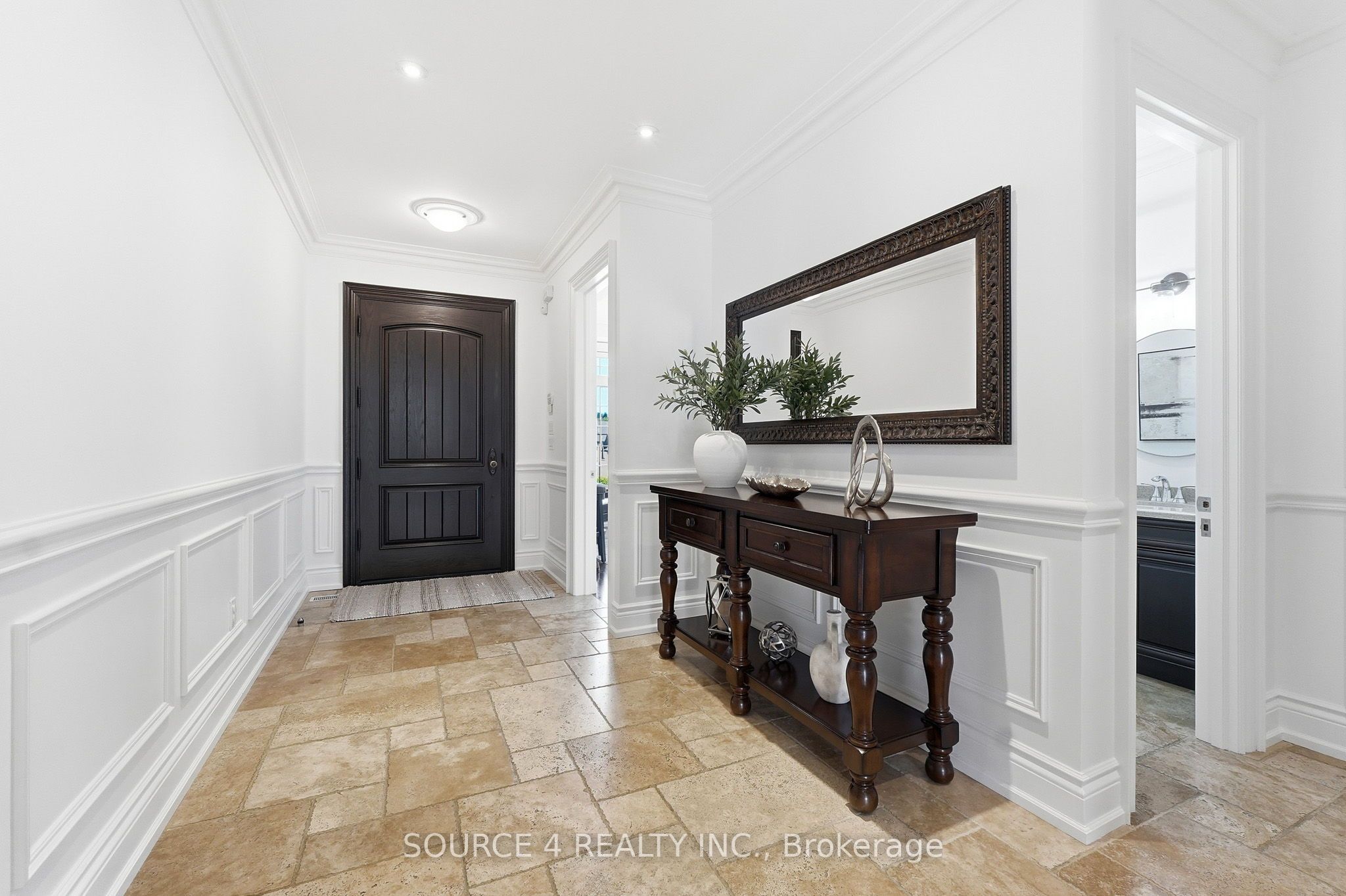 39 Amesbury Drive, Toronto, ON M6M 4H5 photo 5