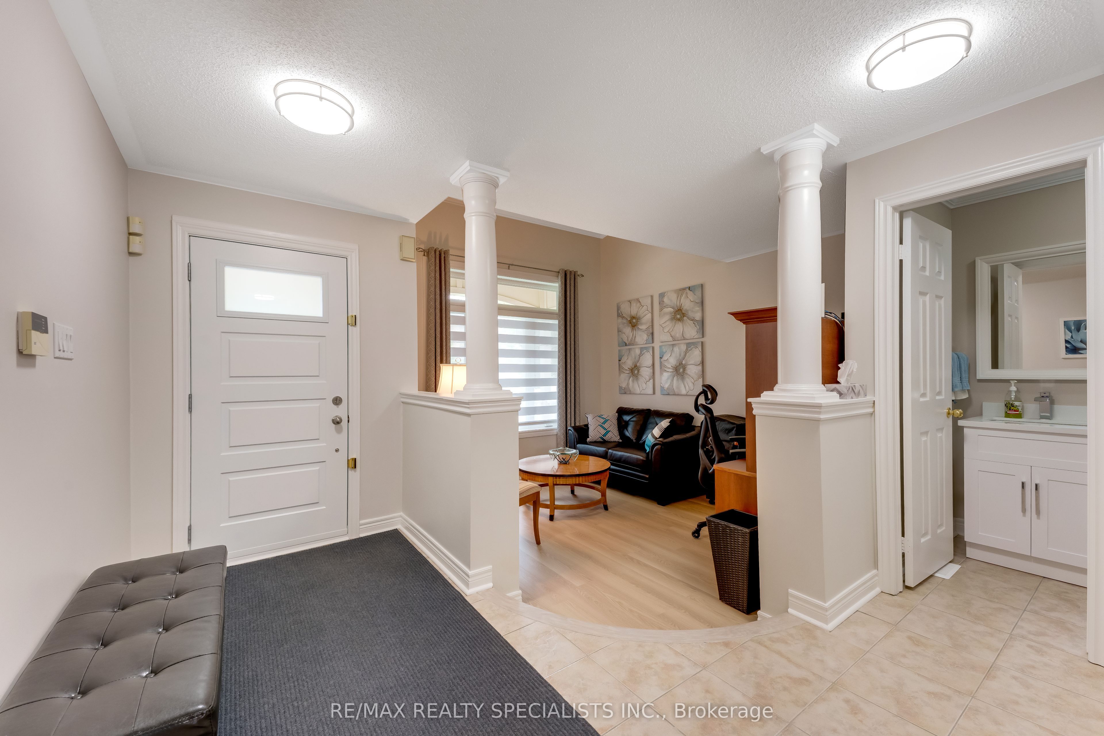 54 Red Plant Crescent, Brampton, ON L7A 1V8 photo 3