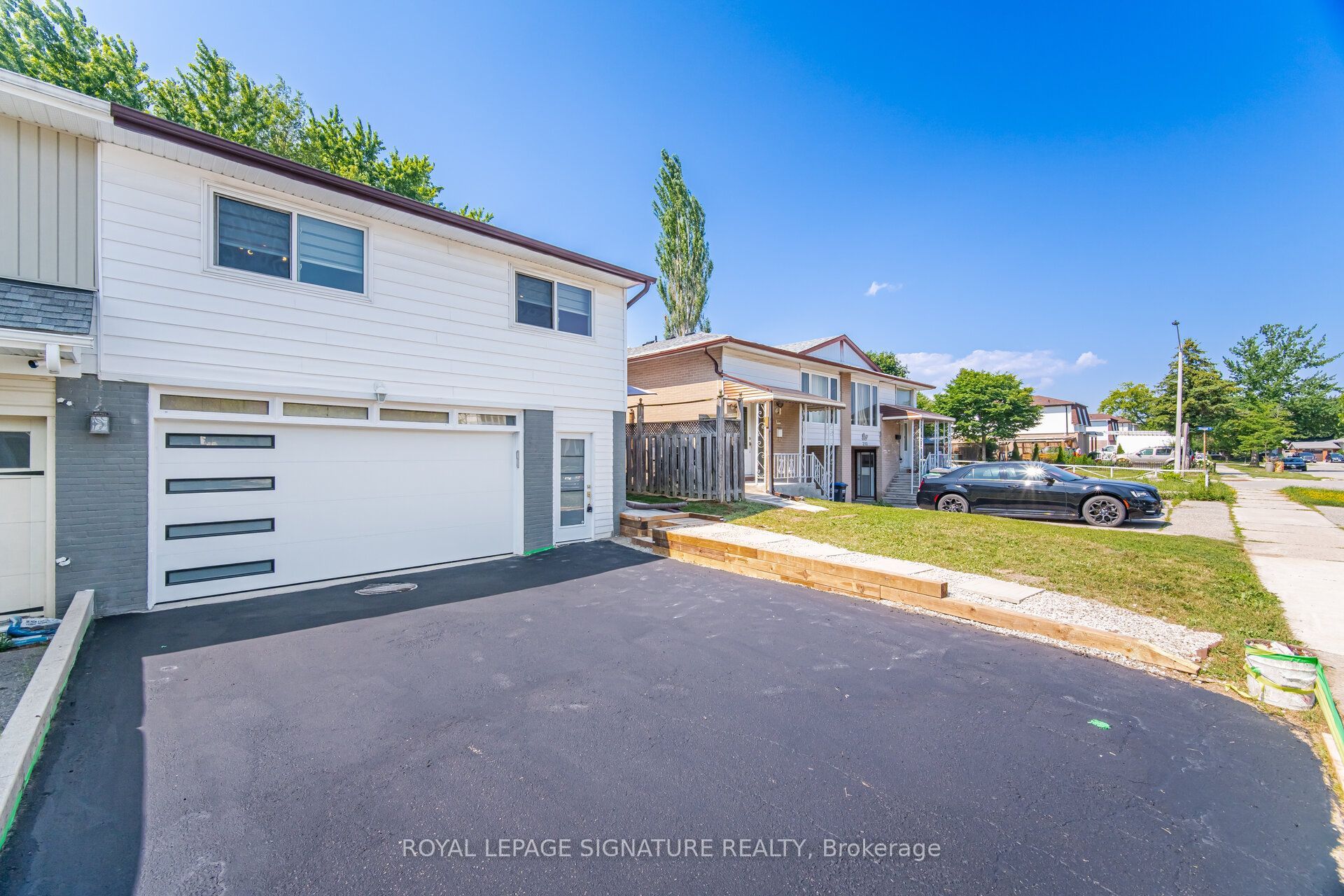 2599 Lundene Road, Mississauga, ON L5J 3Y8 photo 3