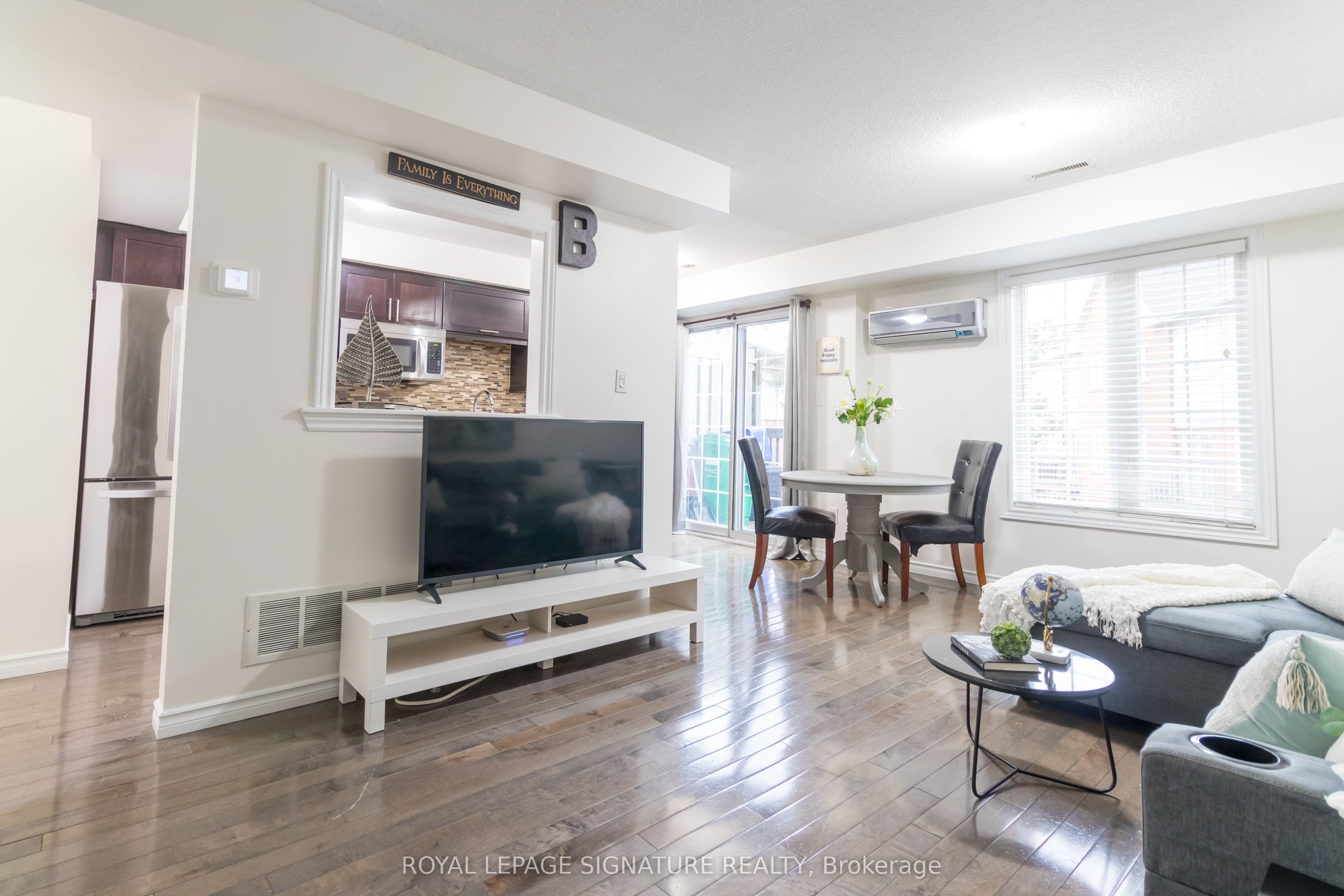 6950 Tenth Line W 71, Mississauga, ON L5N 6Y1 photo 5