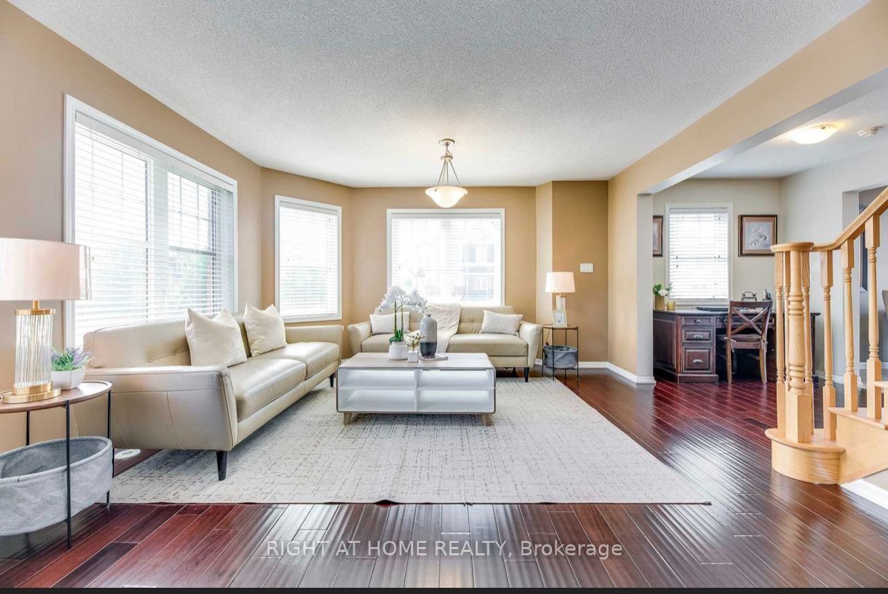 638 Holly Avenue, Milton, ON L9T 0G3 photo 4