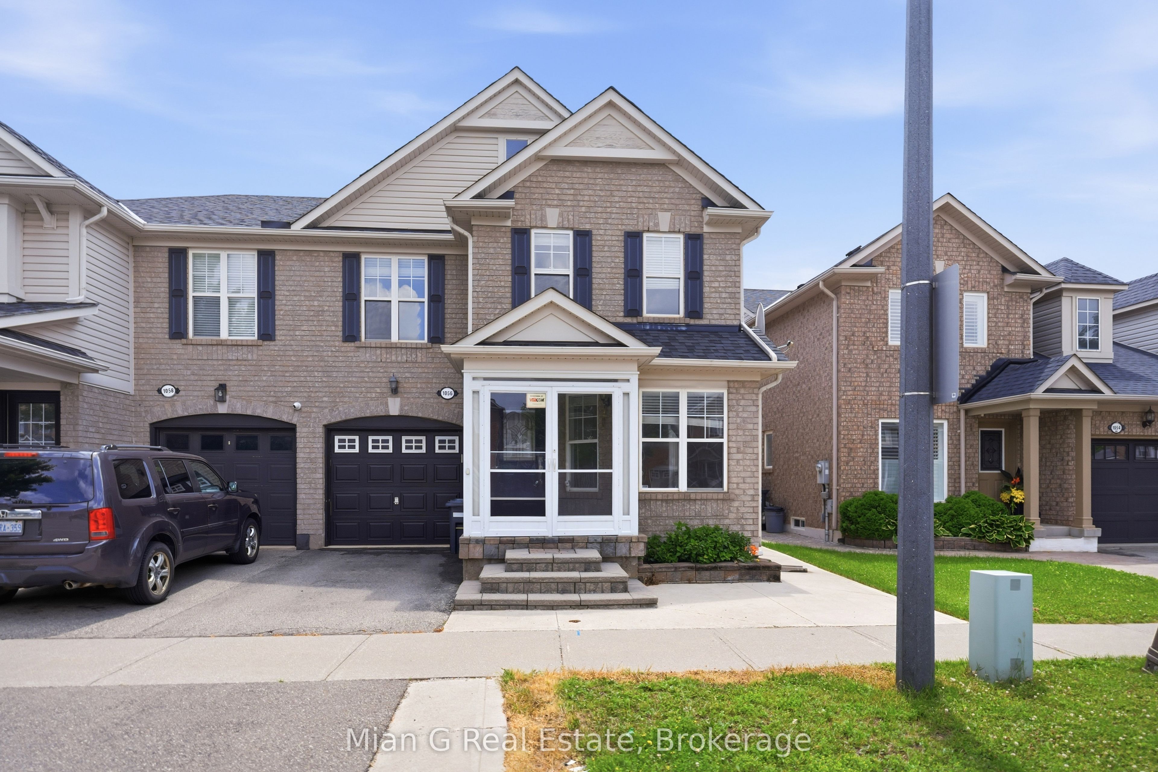 1056 Clark Boulevard, Milton, ON L9T 6Y5