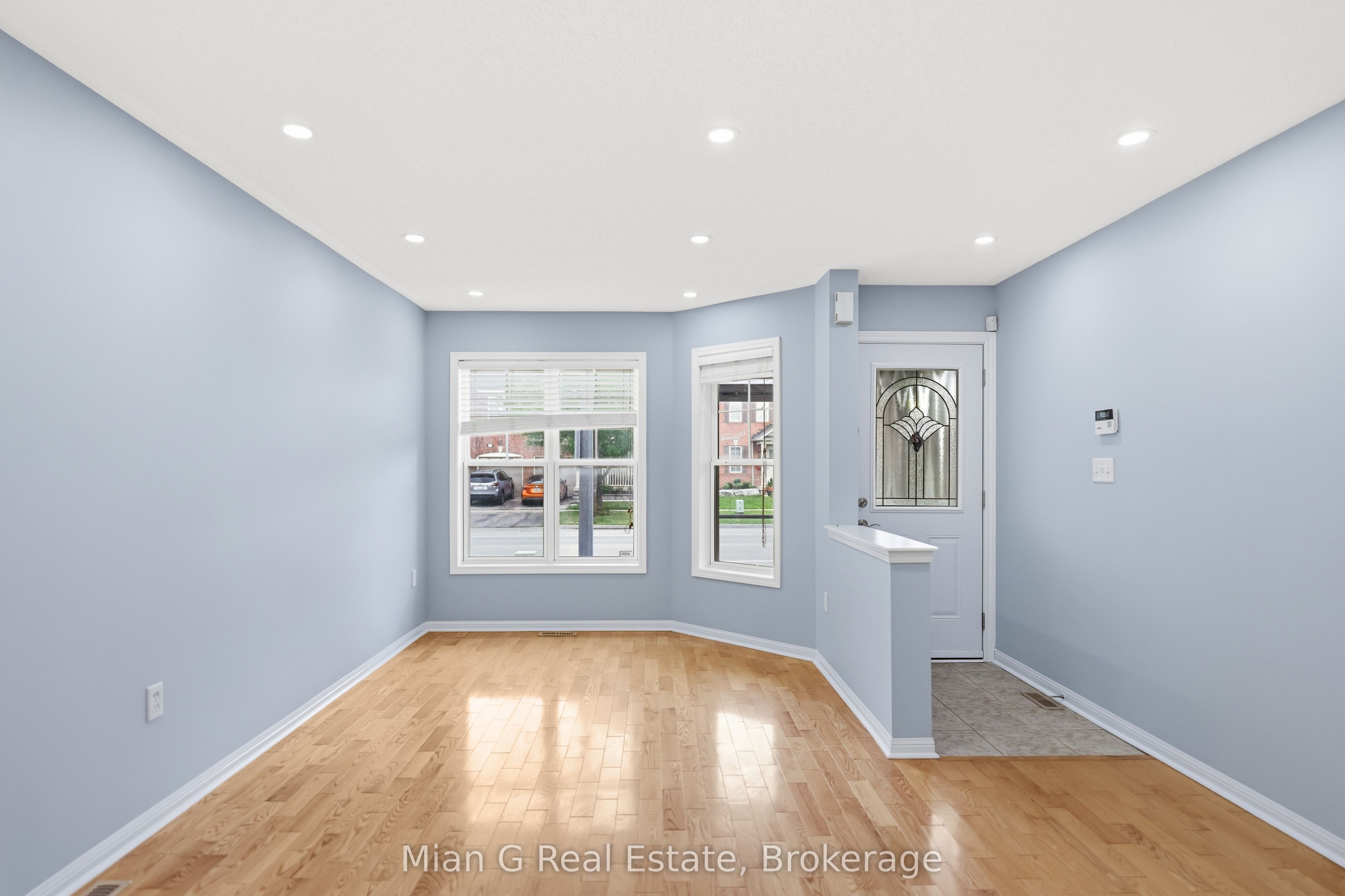 1056 Clark Boulevard, Milton, ON L9T 6Y5 photo 4