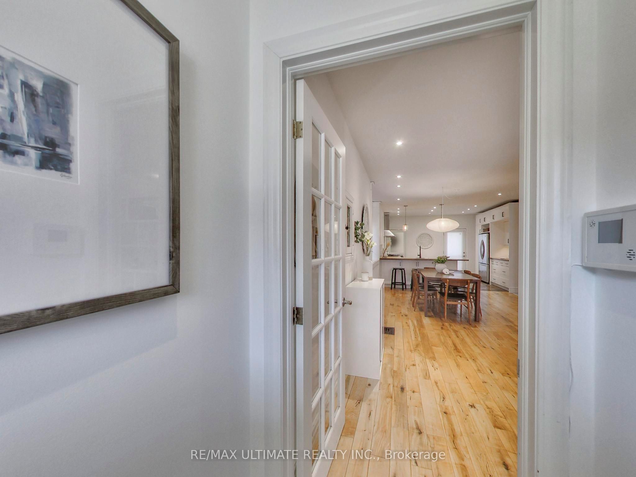 24 Pauline Avenue, Toronto, ON M6H 3M8 photo 2