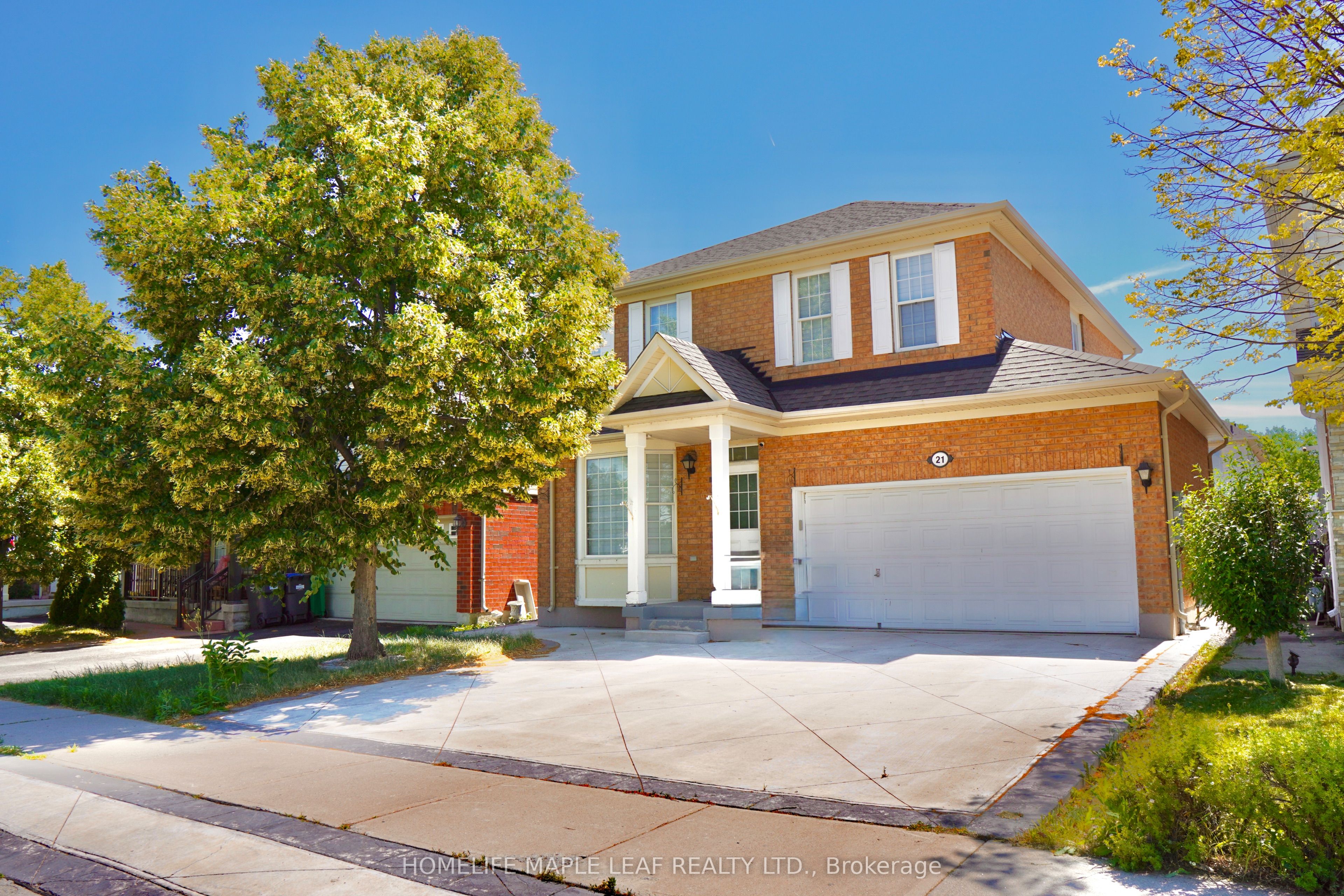 21 Sugarhill Drive Upper, Brampton, ON L7A 3L8