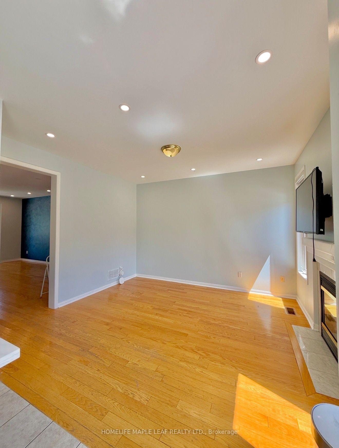 21 Sugarhill Drive Upper, Brampton, ON L7A 3L8 photo 4