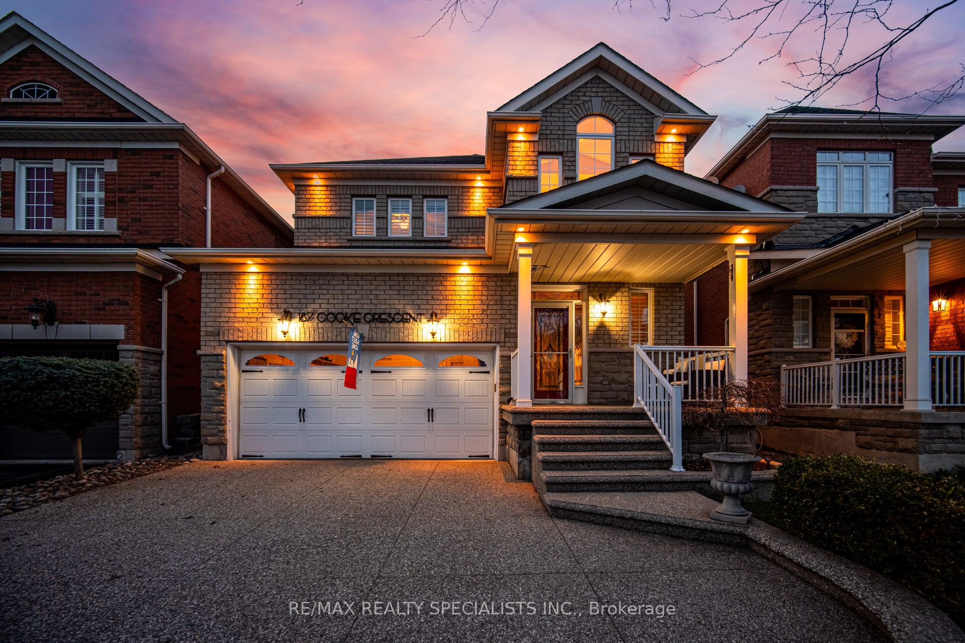 187 Cooke Crescent, Milton, ON L9T 6E4 photo 2