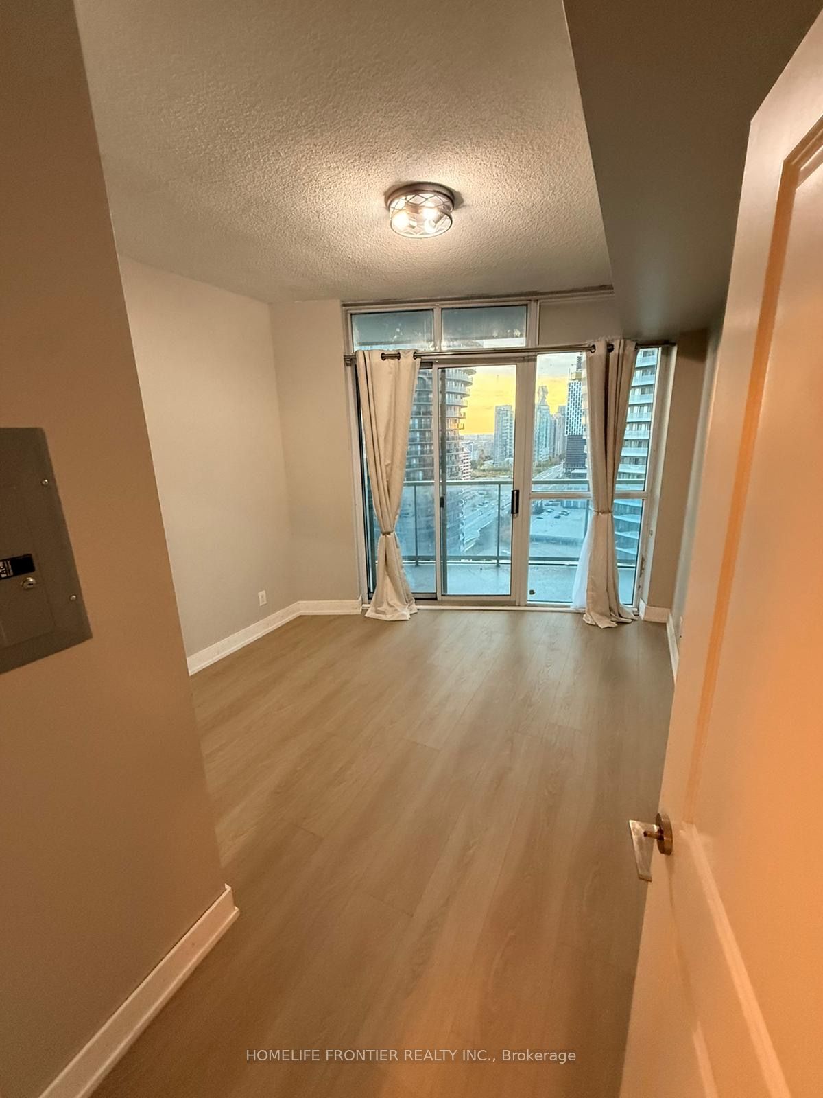 80 Absolute Avenue 2607, Mississauga, ON L4Z 0A5 photo 3
