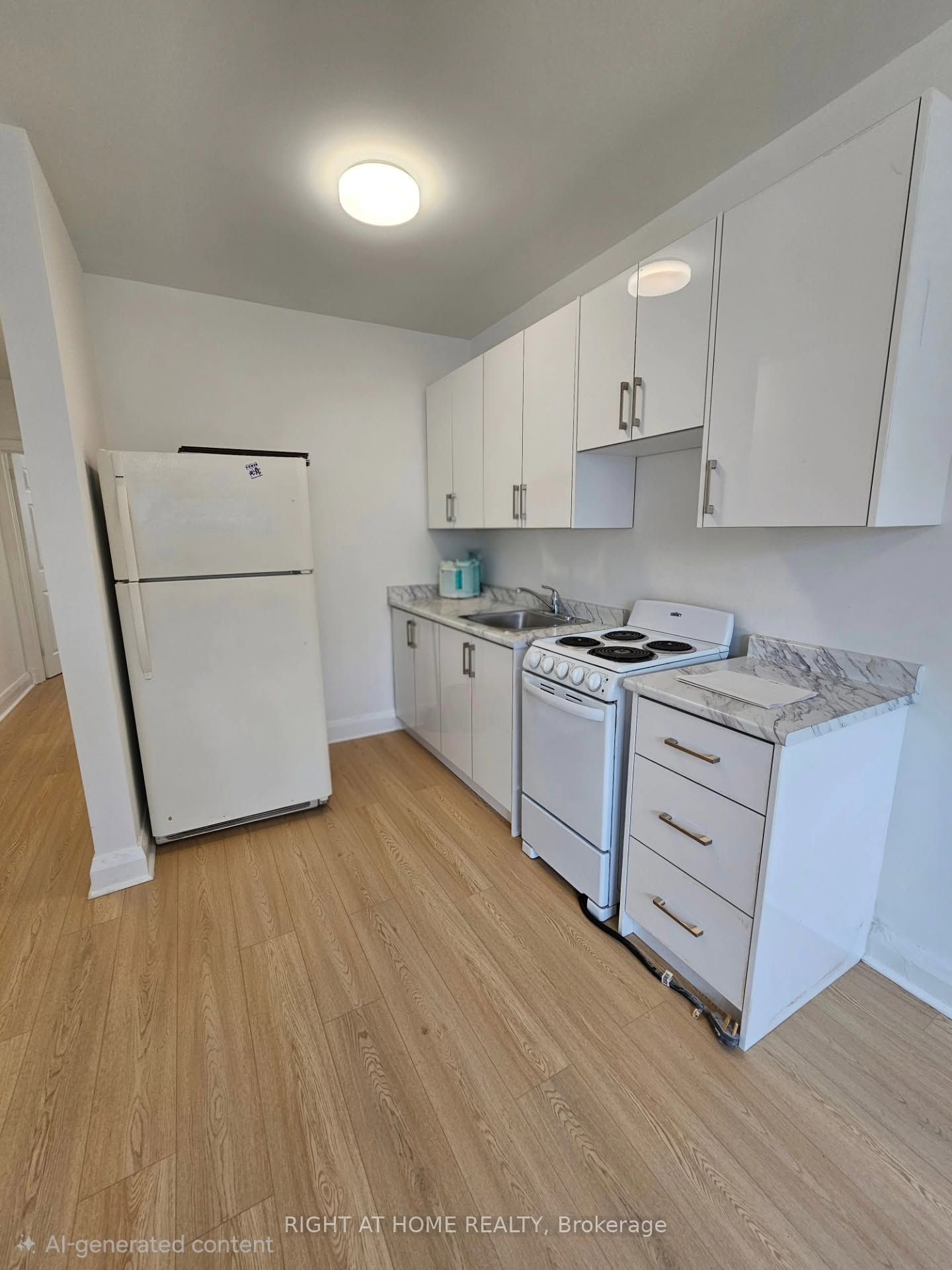 1316A King Street W 2, Toronto, ON M6K 1G8 photo 3