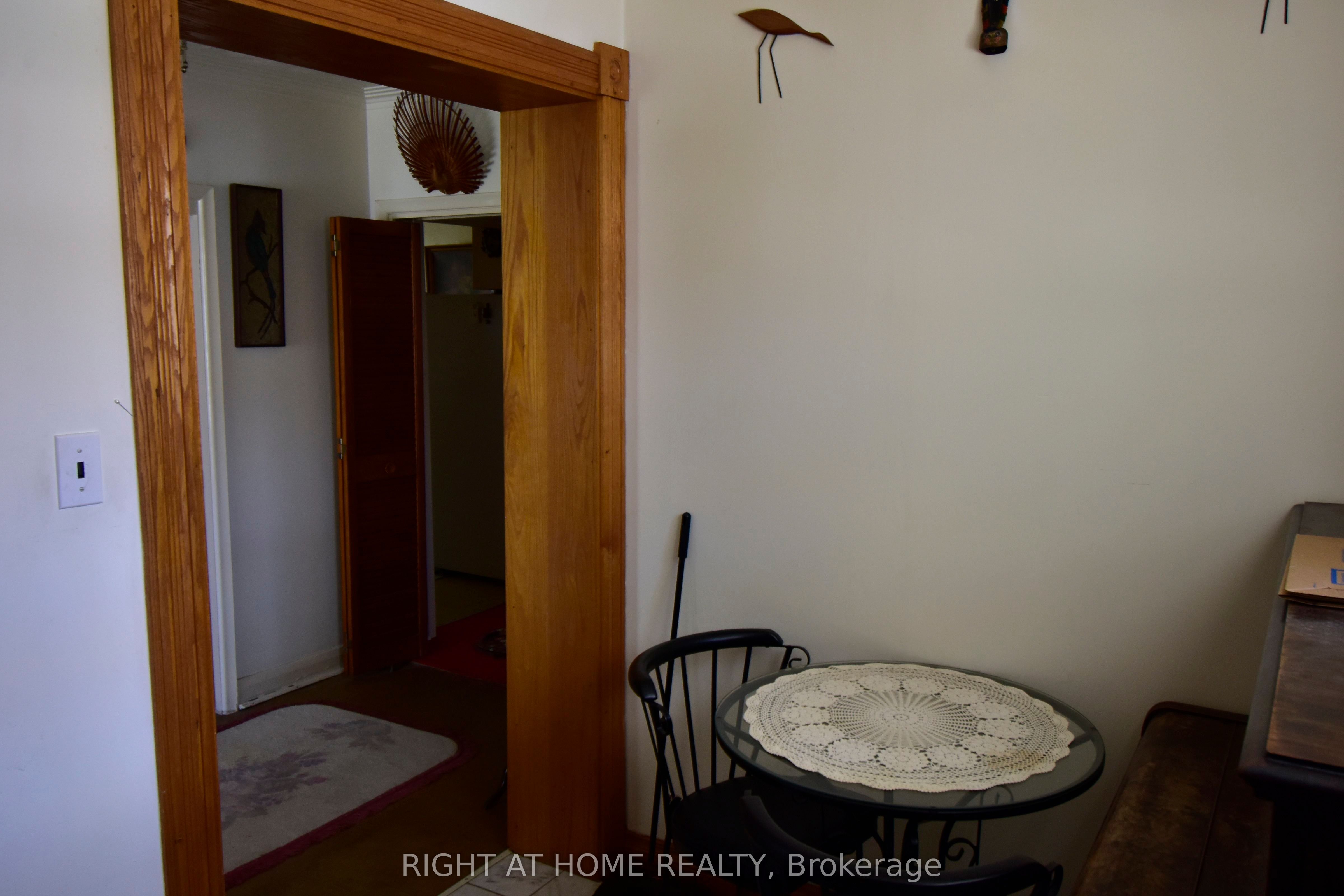 2436 Islington Avenue, Toronto, ON M9W 3X7 photo 4
