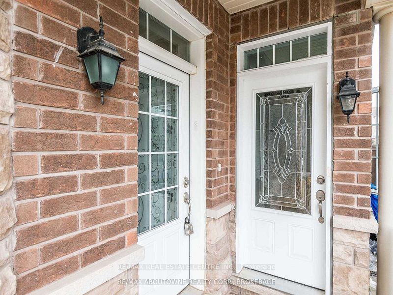353 CEDAR HEDGE Road, Milton, ON L9T 8Y4 photo 4