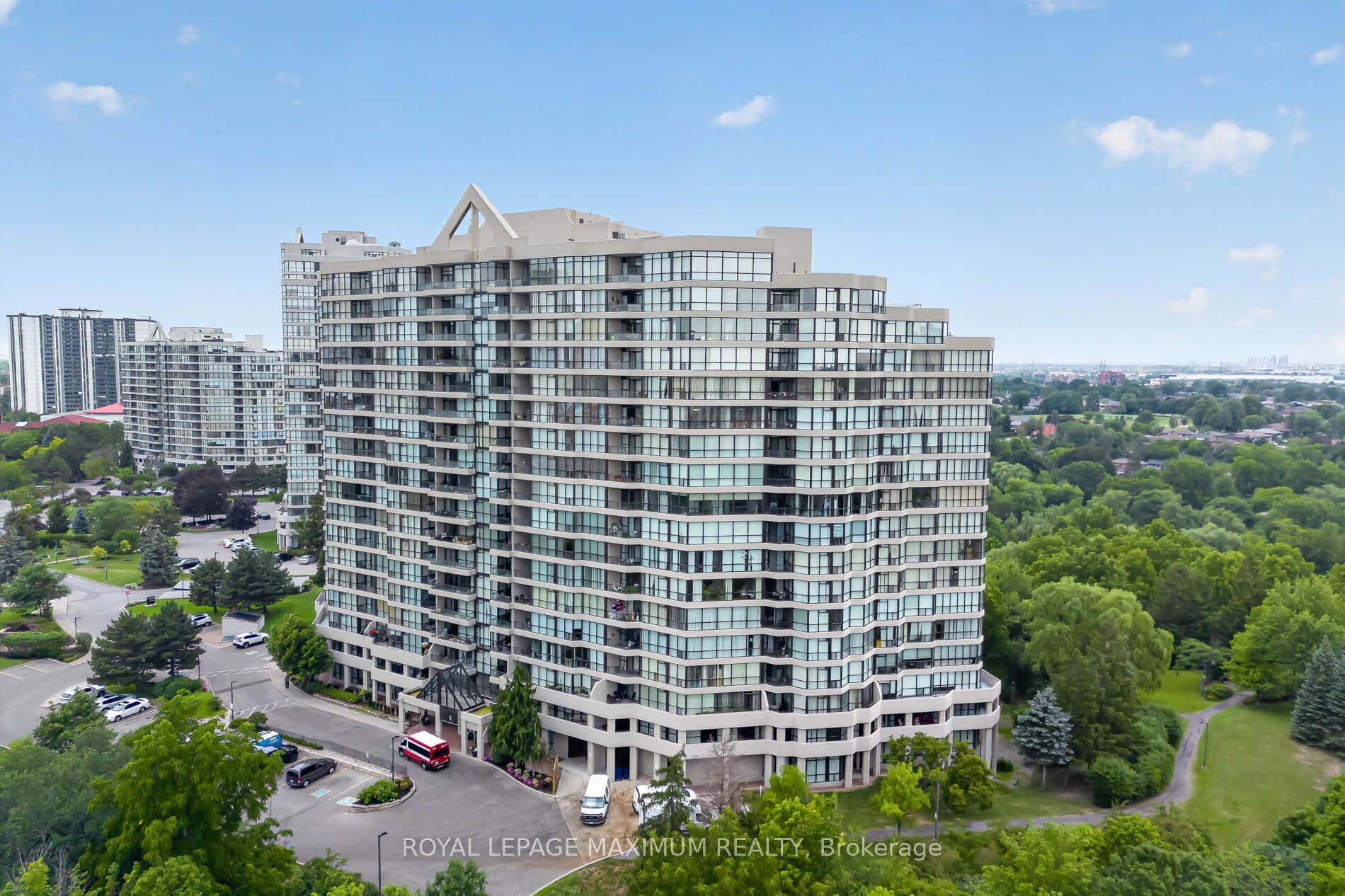 5 Rowntree Road 717, Toronto, ON M9V 5G9 photo 2