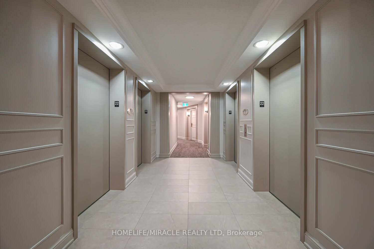 700 Humberwood Boulevard 2220, Toronto, ON M9W 7J4 photo 3