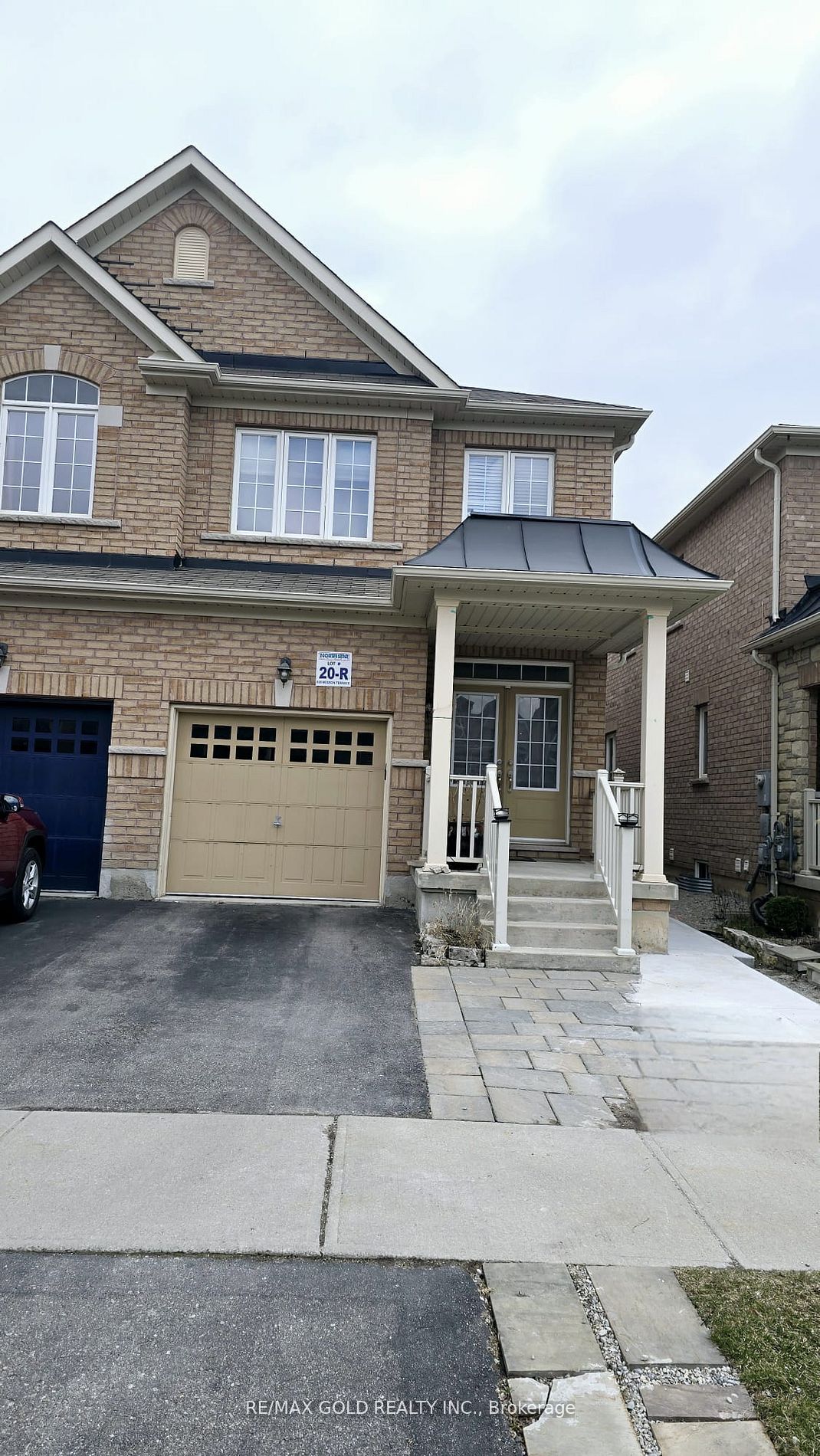 698 Megson Terrace, Milton, ON L9T 8K5