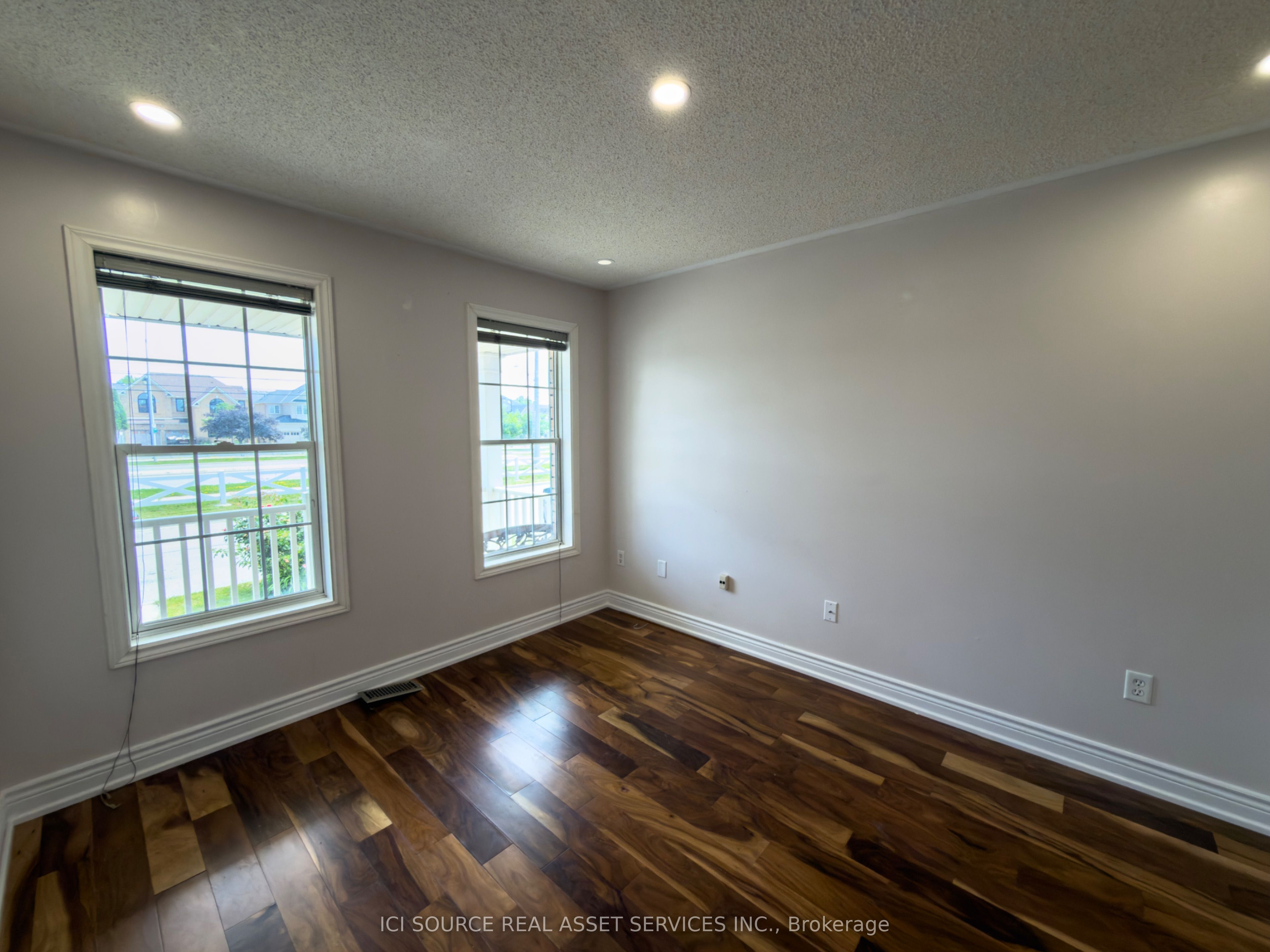 1573 Evans Terrace, Milton, ON L9T 5J4 photo 4